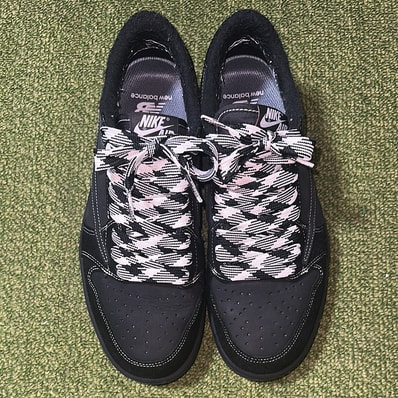 Travis Scott × Nike Air Jordan 1 Low OG SP "Black Phantom"