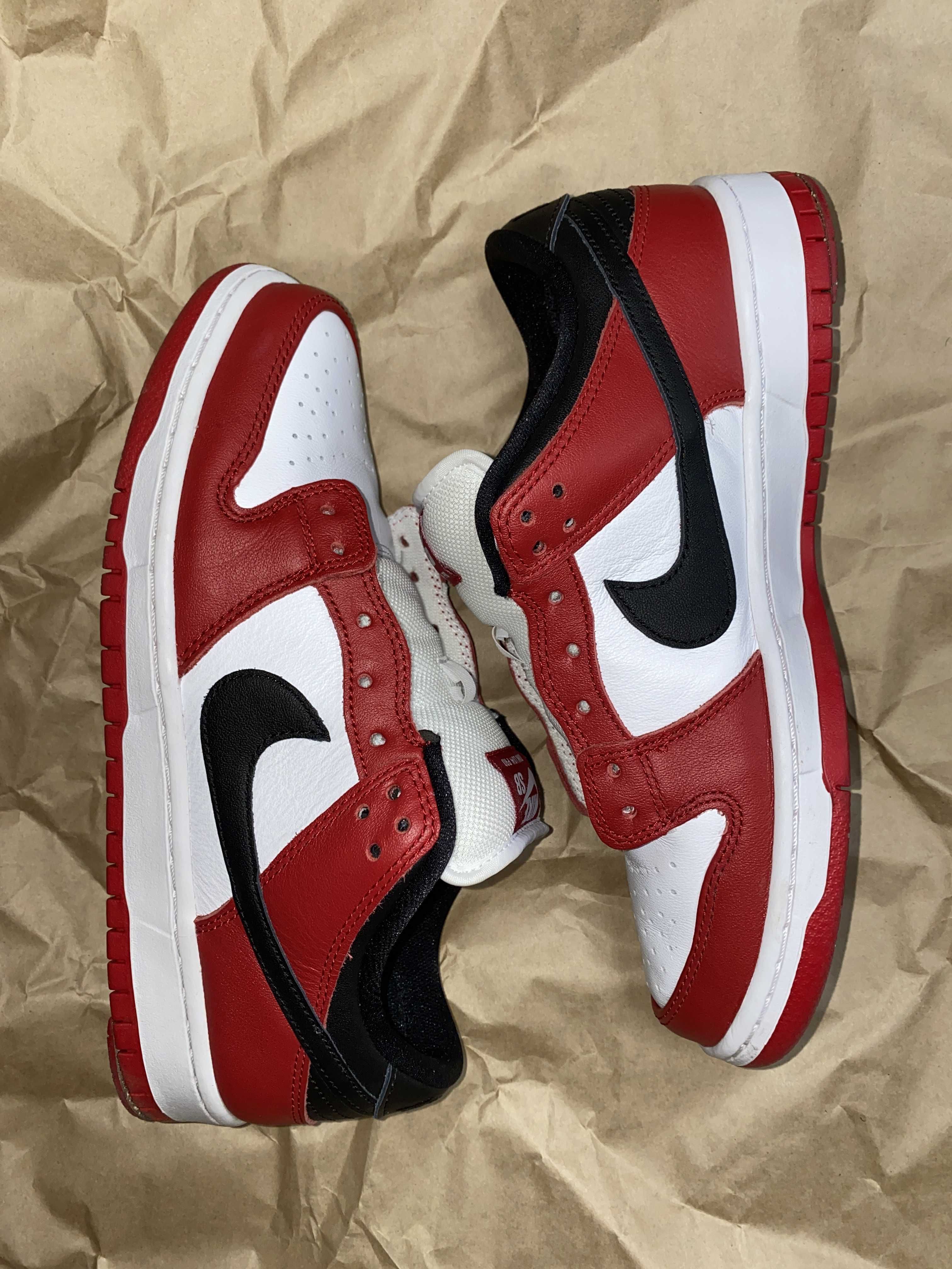 Nike SB Dunk Low Pro "J-Pack Chicago/Varsity Red and White"