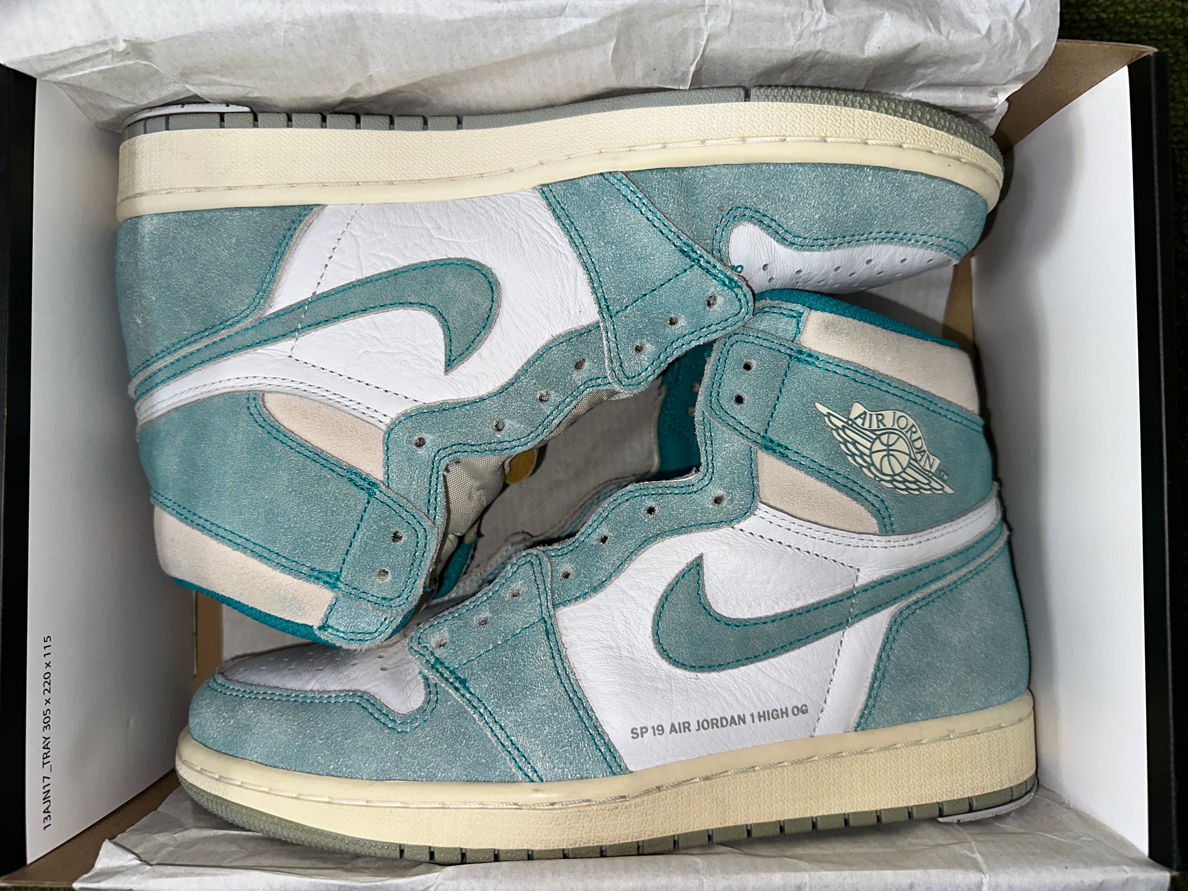 Nike Air Jordan 1 Retro High OG "Turbo Green"