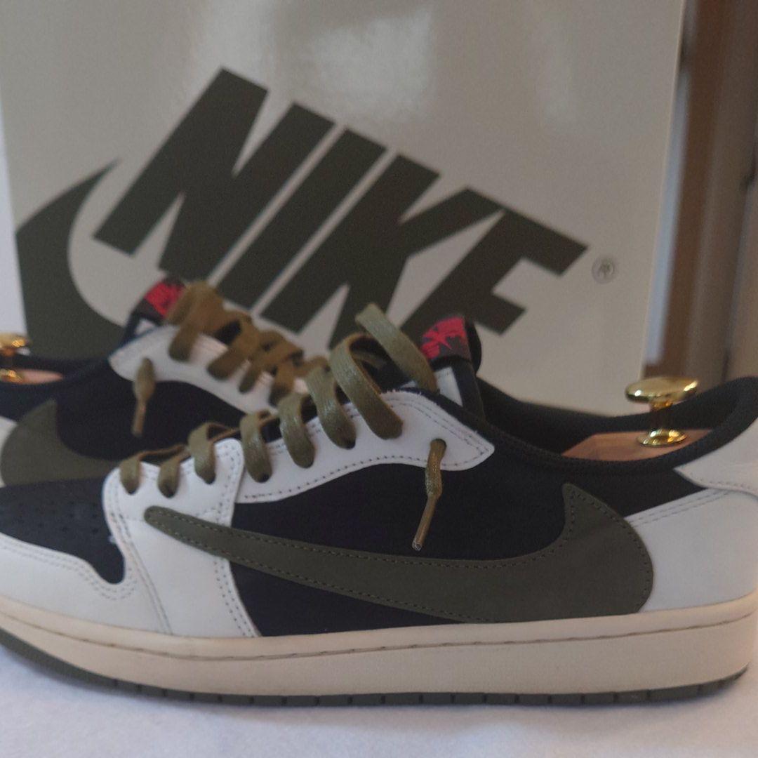 Travis Scott × Nike Women's Air Jordan 1 Low OG "Medium Olive"