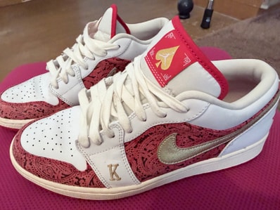 Nike Air Jordan 1 Low "Spades"