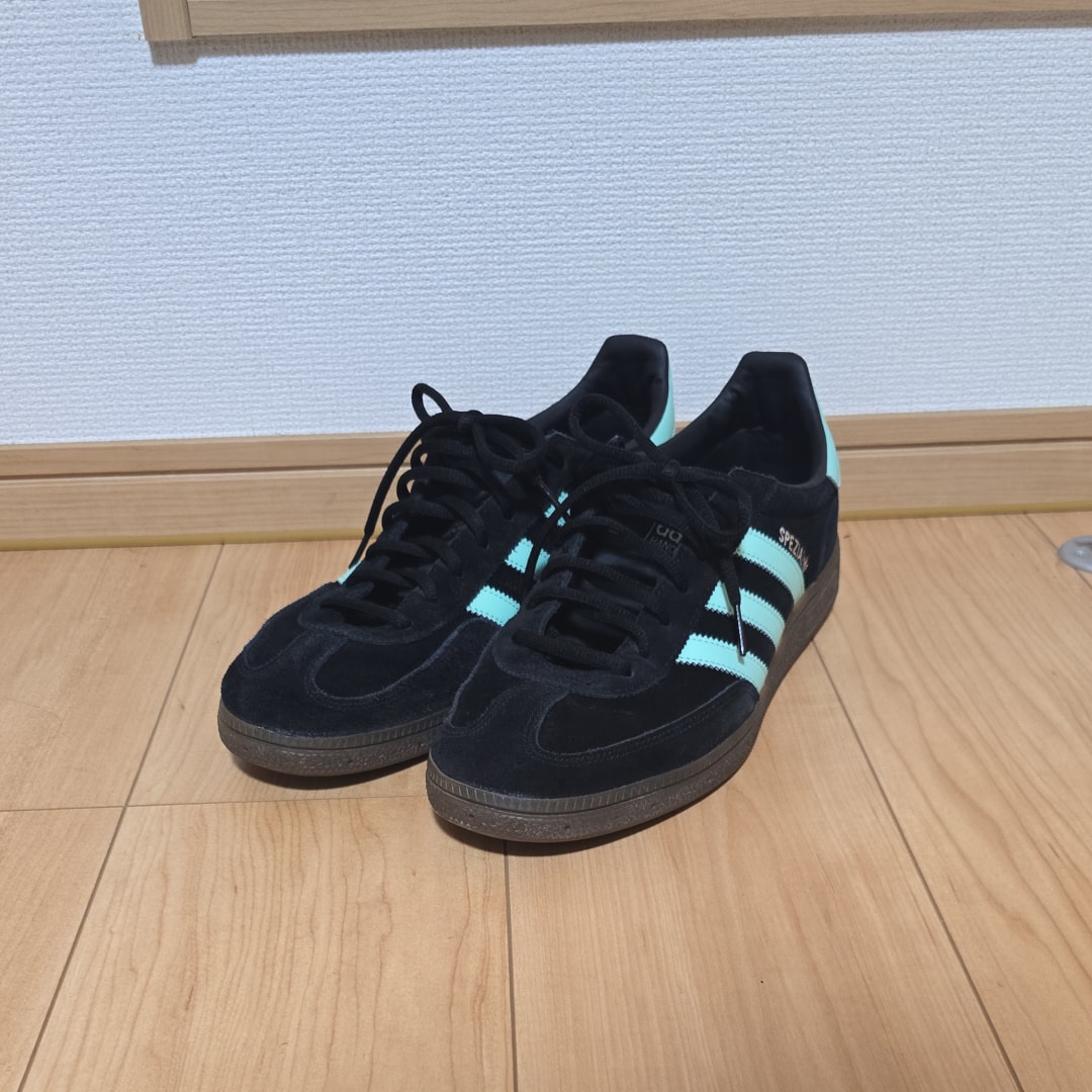 アディダス ハンドボール スペツィアル ""コアブラック/クリアミント/ガム"