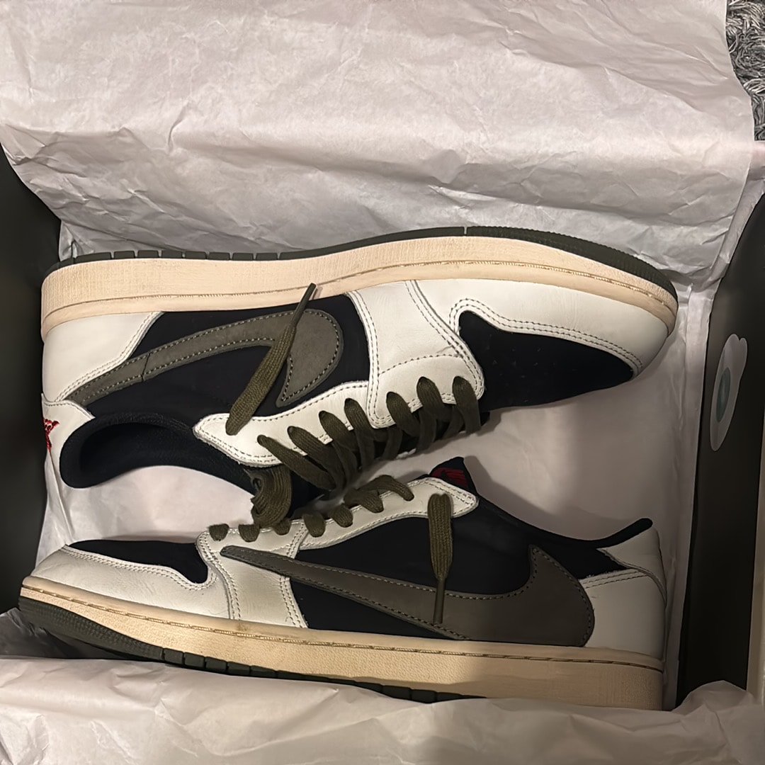 Travis Scott × Nike Women's Air Jordan 1 Low OG "Medium Olive"
