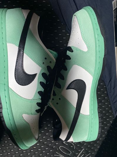 Nike SB Dunk Low Pro "Sea Crystal"