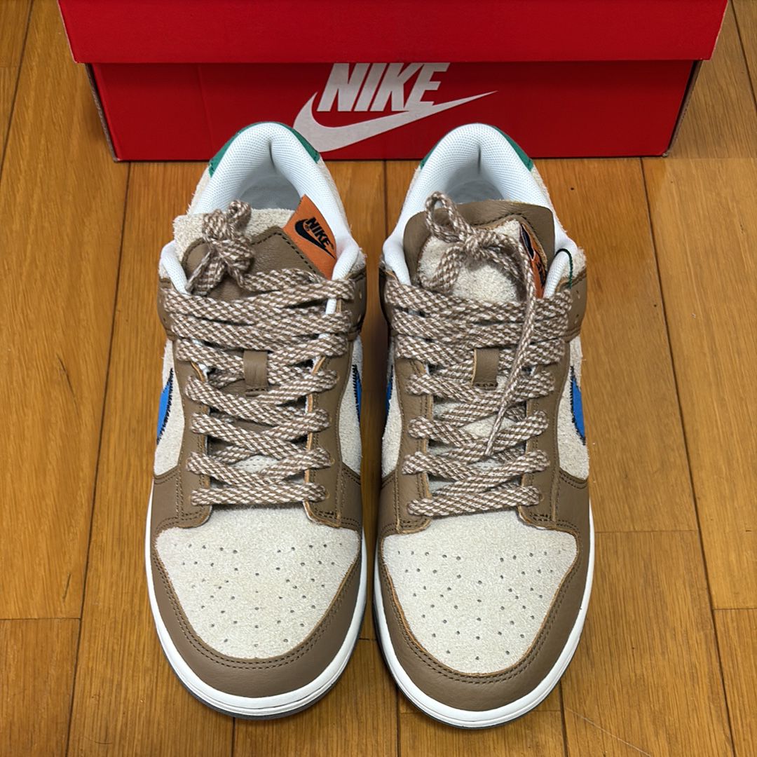 size? × Nike Dunk Low "Dark Driftwood/Photo BlueRattan"