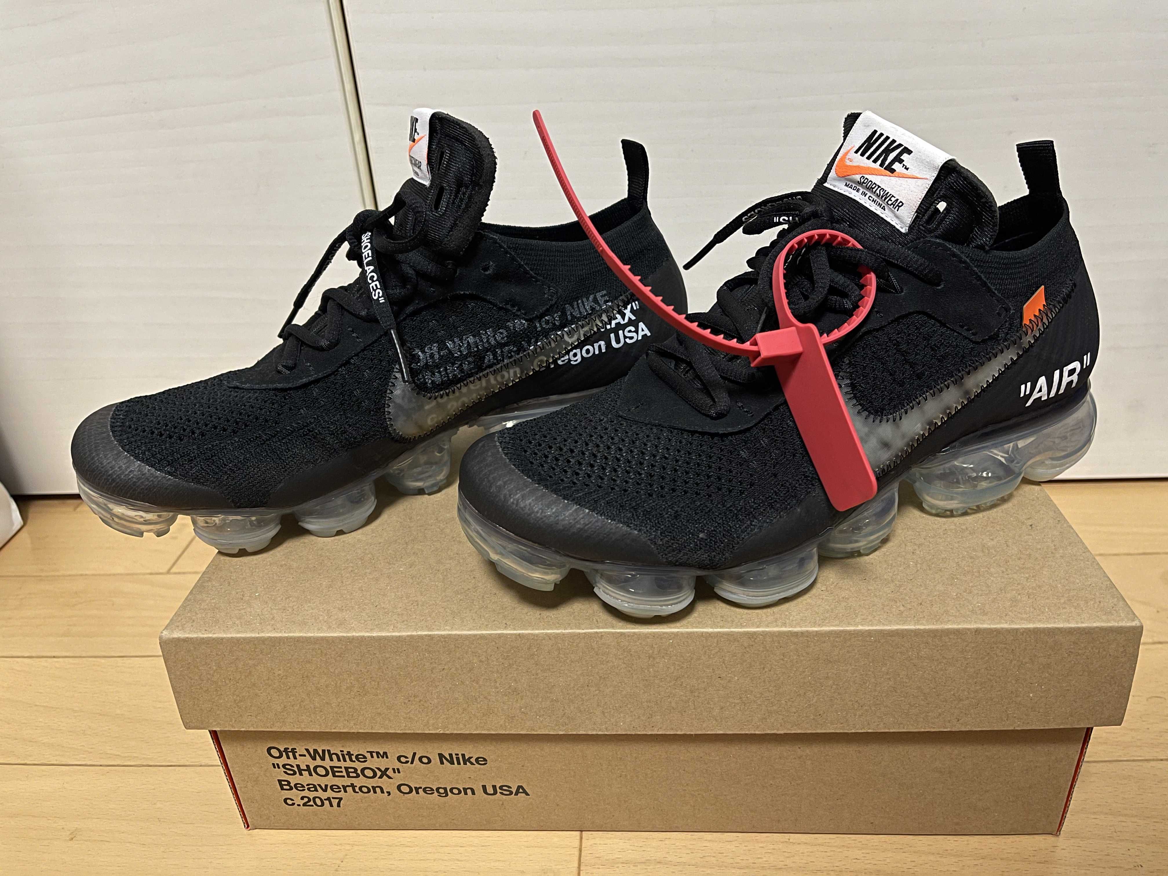 Off-White × Nike Air Vapormax "Black/Total Orange/Clear"