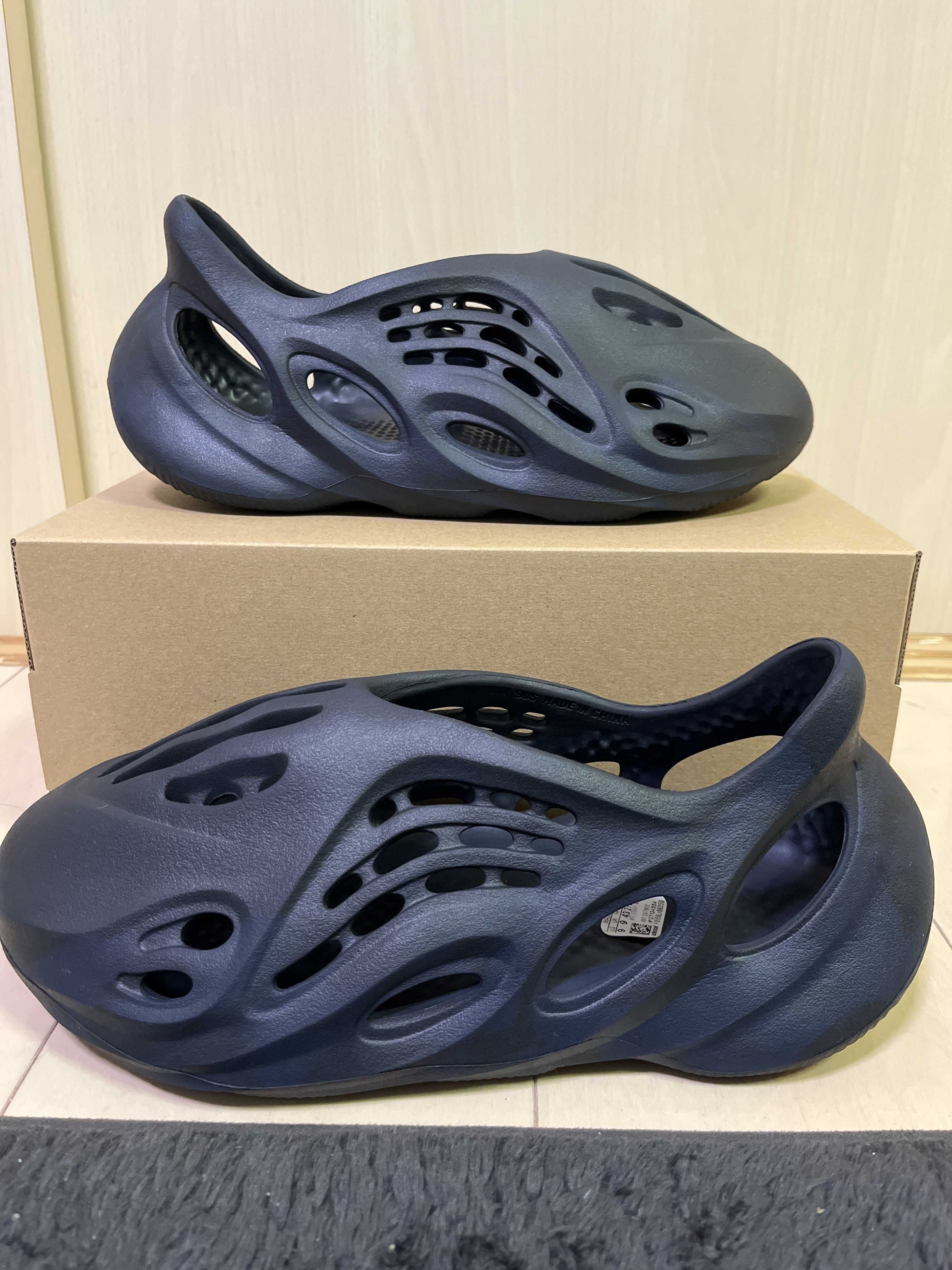 adidas YEEZY Foam Runner "Mineral Blue"