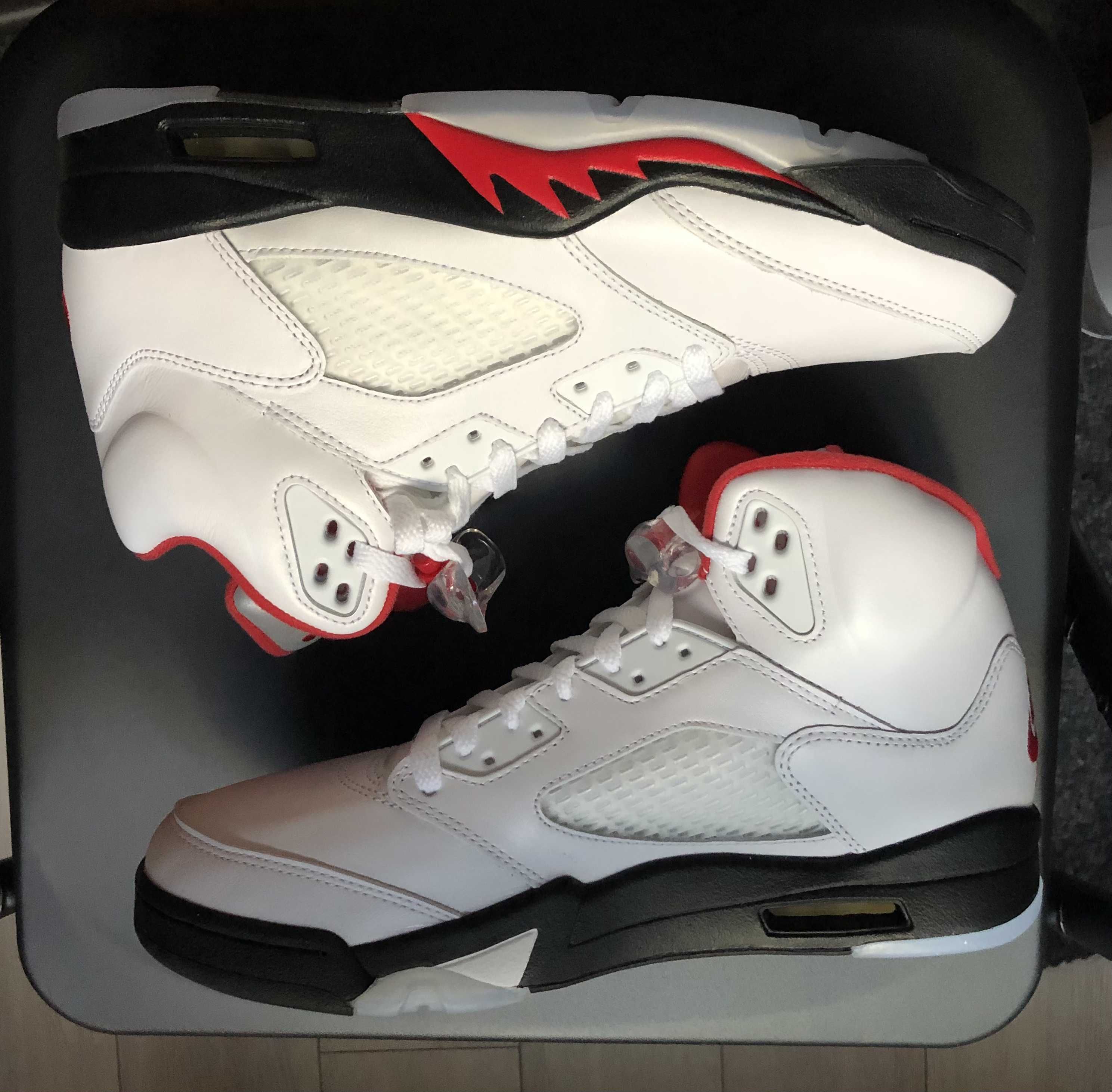 Nike Air Jordan 5 Retro "Fire Red" (2020)