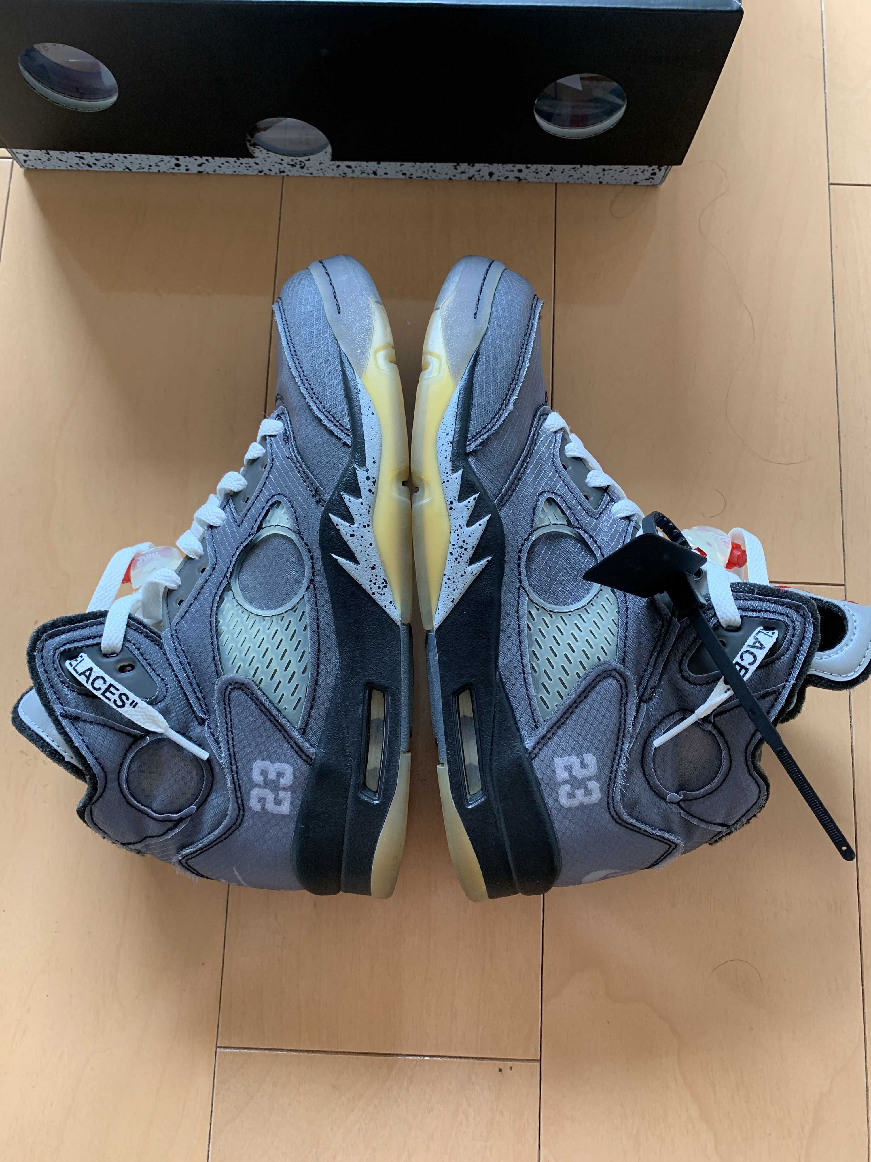Off-White × Nike Air Jordan 5 "Black/Muslin/Fire Red"