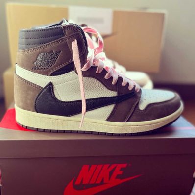 Travis Scott × Nike Air Jordan 1 Retro High OG TS SP "Sail/Dark Mocha"