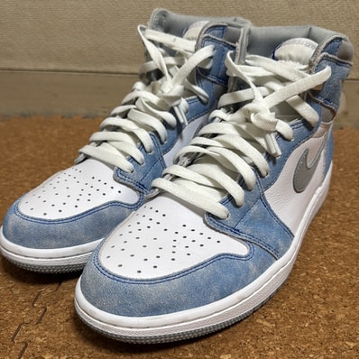 Nike Air Jordan 1 High OG "Hyper Royal"