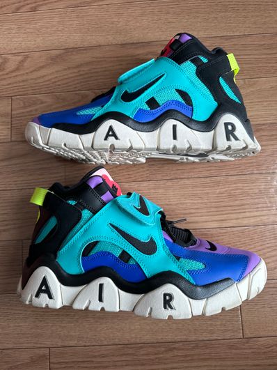 NIKE AIR BARRAGE MID "POP THE STREET COLLECTION"