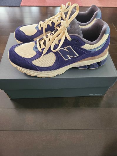 New Balance 2002R "Navy"