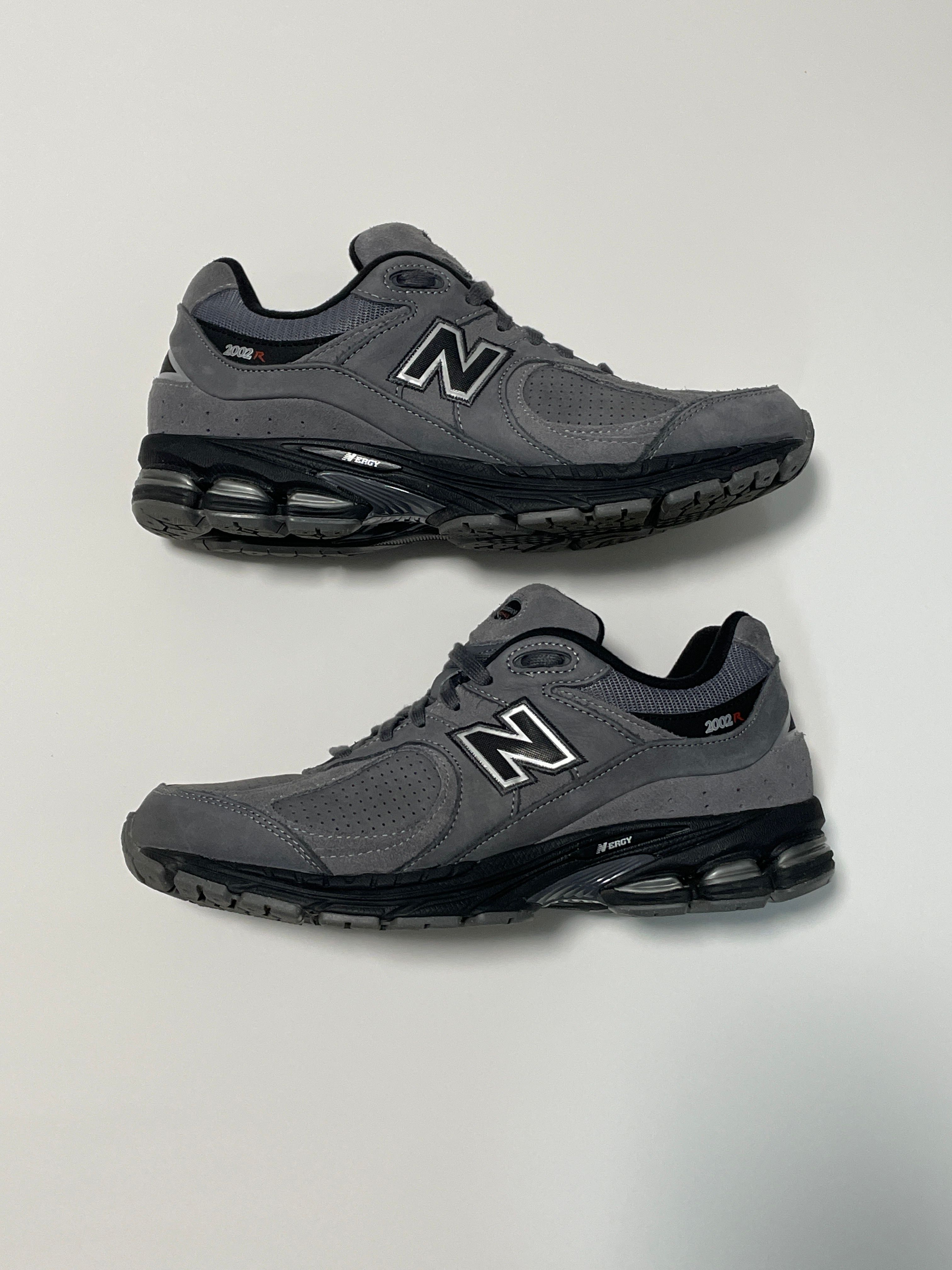 New Balance 2002R "Dark Gray"