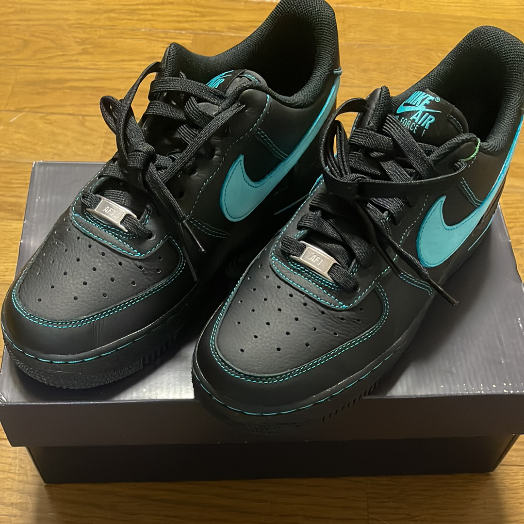 Nike Air Force 1 Low "Black Tiffany"