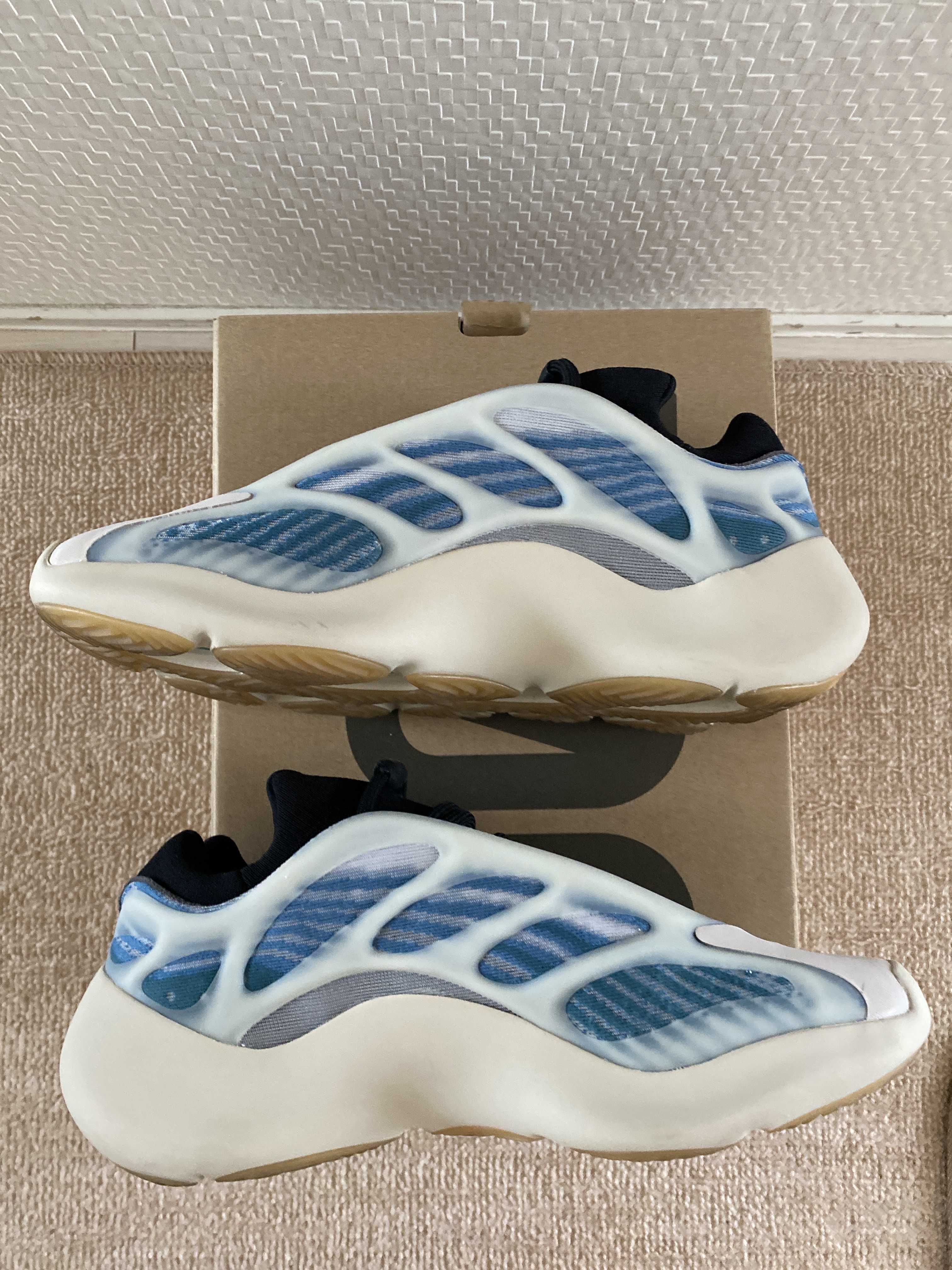 adidas YEEZY 700V3 "Kyanite"