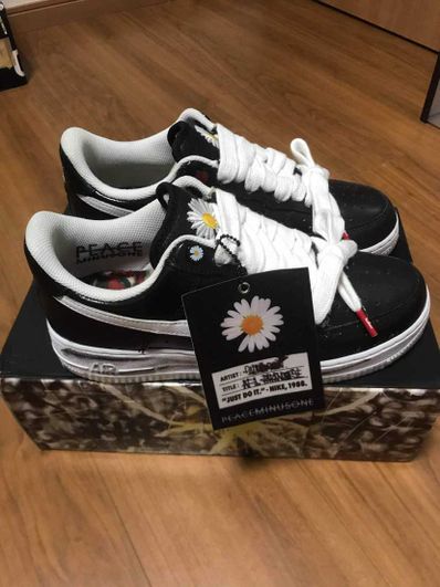 PEACEMINUSONE × Nike Air Force 1 Low Para Noise "Black" / G-DRAGON