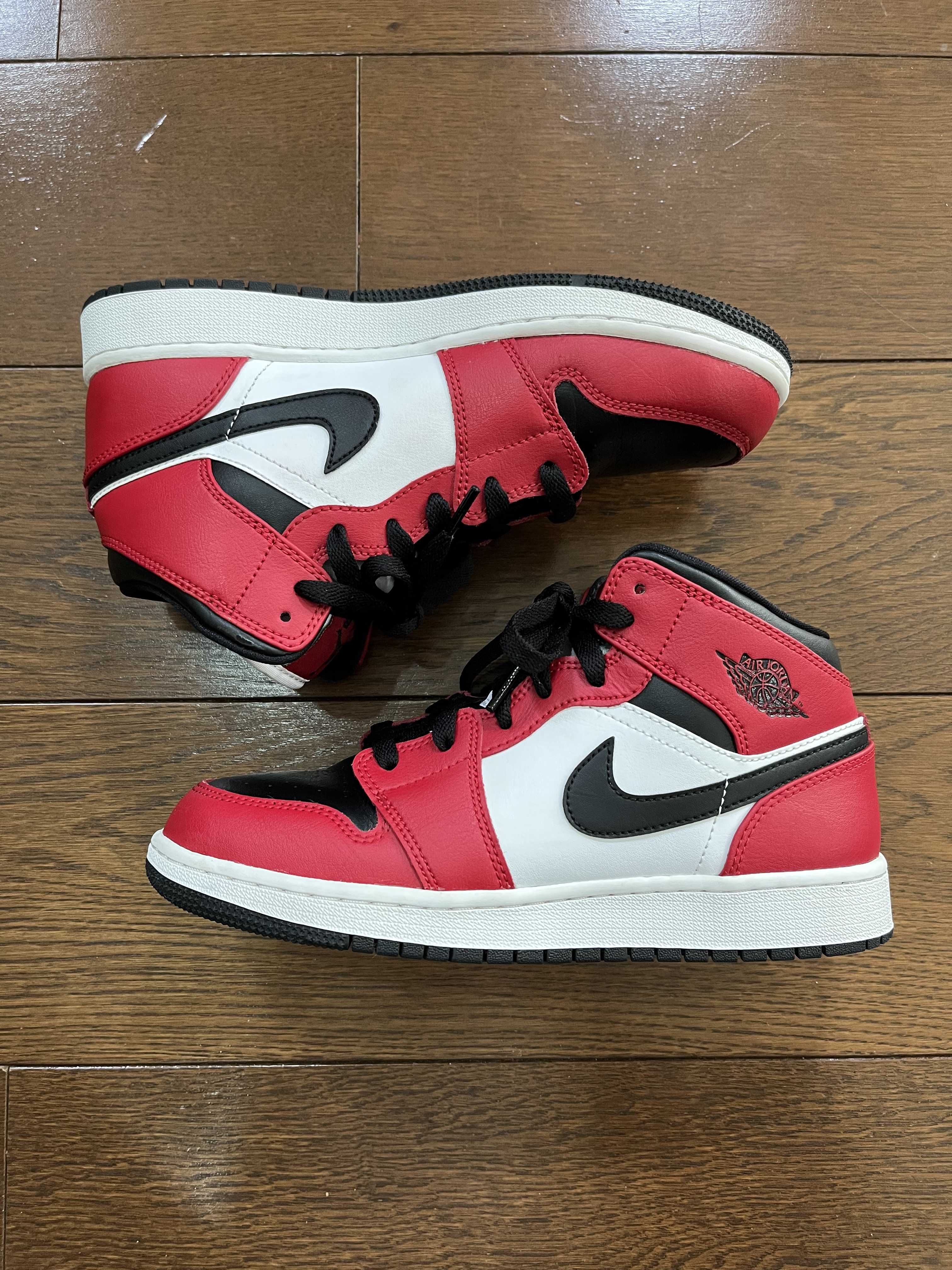 Nike GS Air Jordan 1 Mid "Black/Gym Red-White"