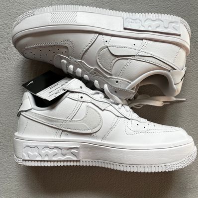 Air force 1 store sf black dynamic yellow