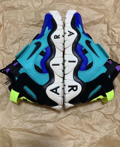 NIKE AIR BARRAGE MID "POP THE STREET COLLECTION"