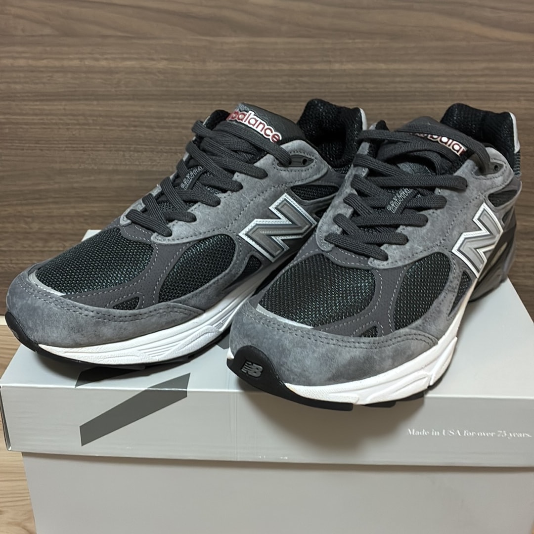 ユナイテッドアローズ × ニューバランス 990V3 