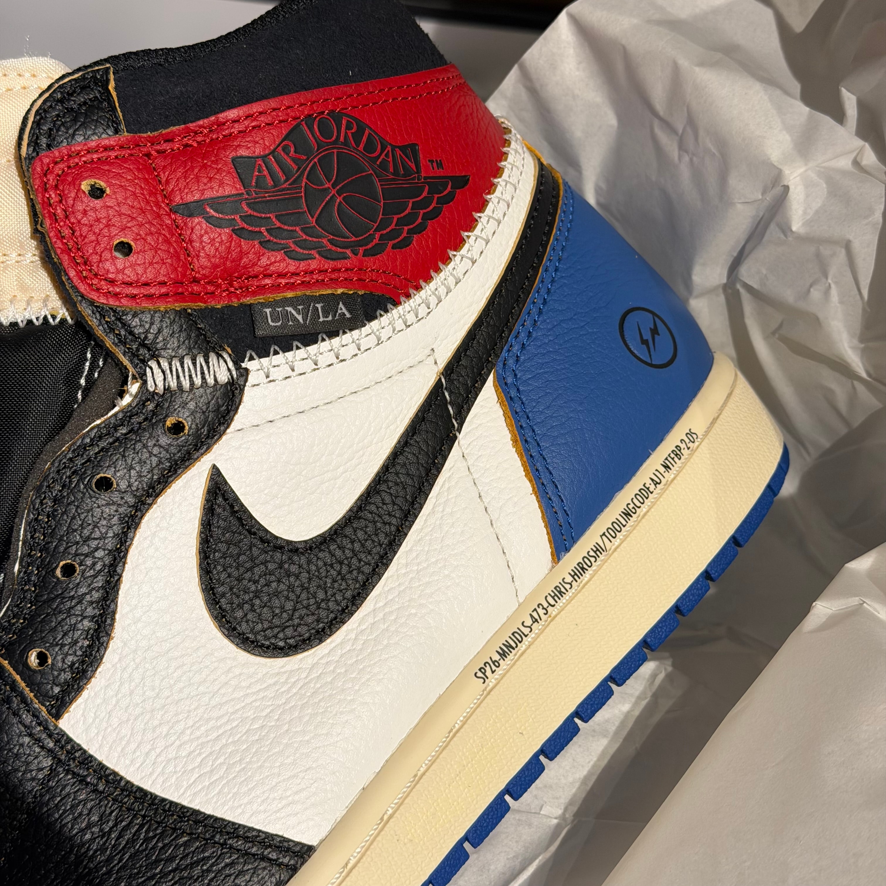 fragment design × UNION × Nike Air Jordan 1 High OG "Black/Varsity Red"