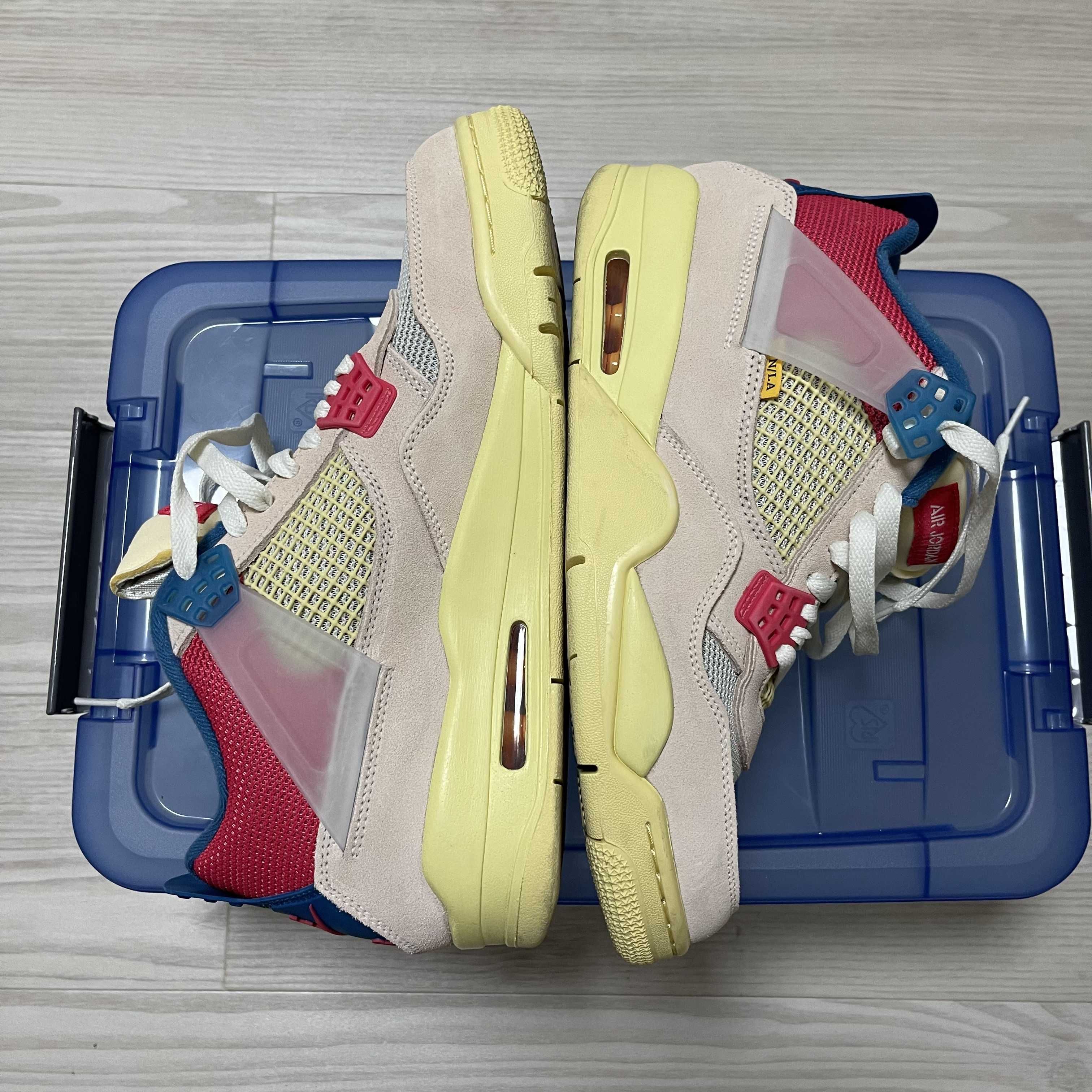 UNION × Nike Air Jordan 4 SP "Guava Ice/Light Fusion Red"