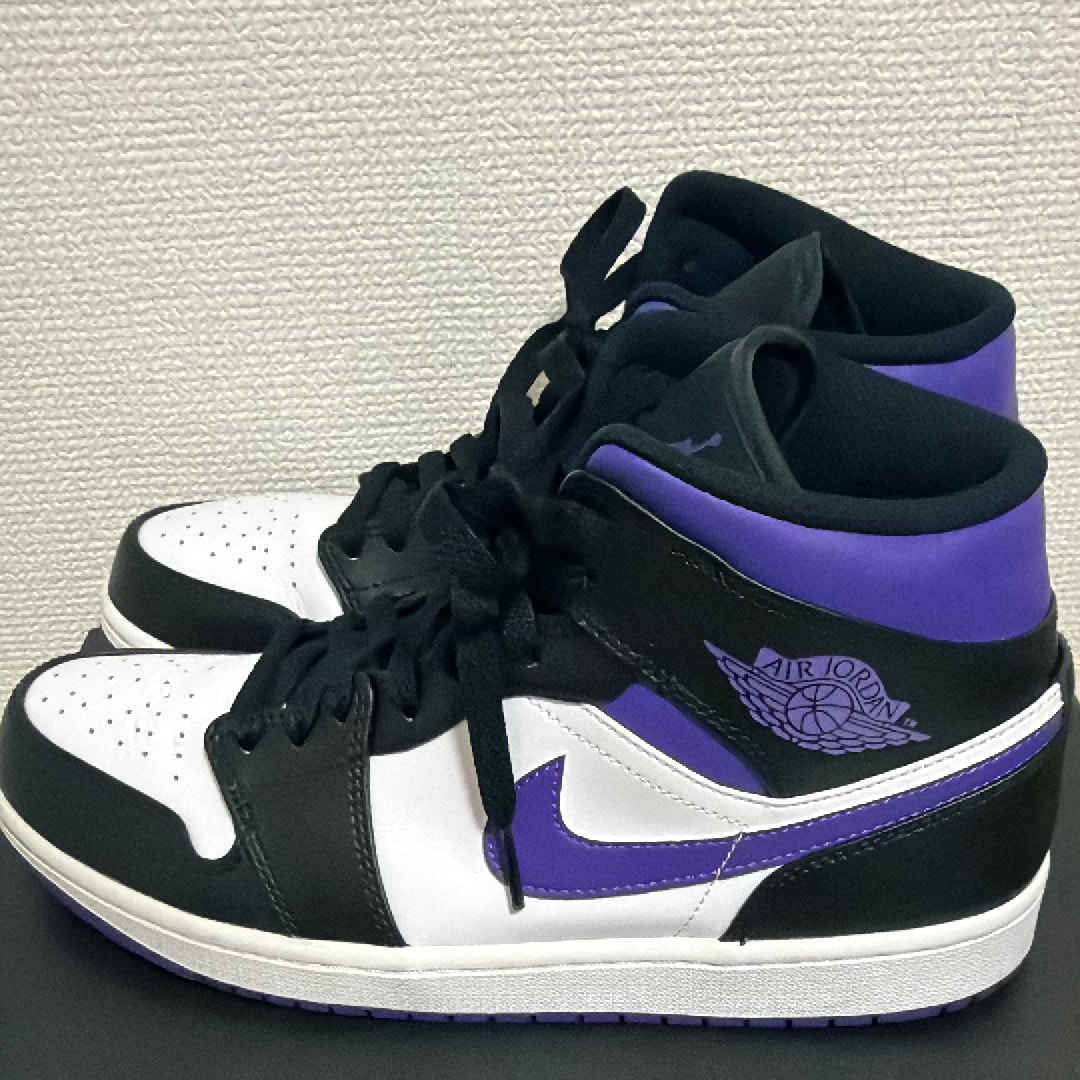 Nike Air Jordan 1 Mid "Black/Court Purple"