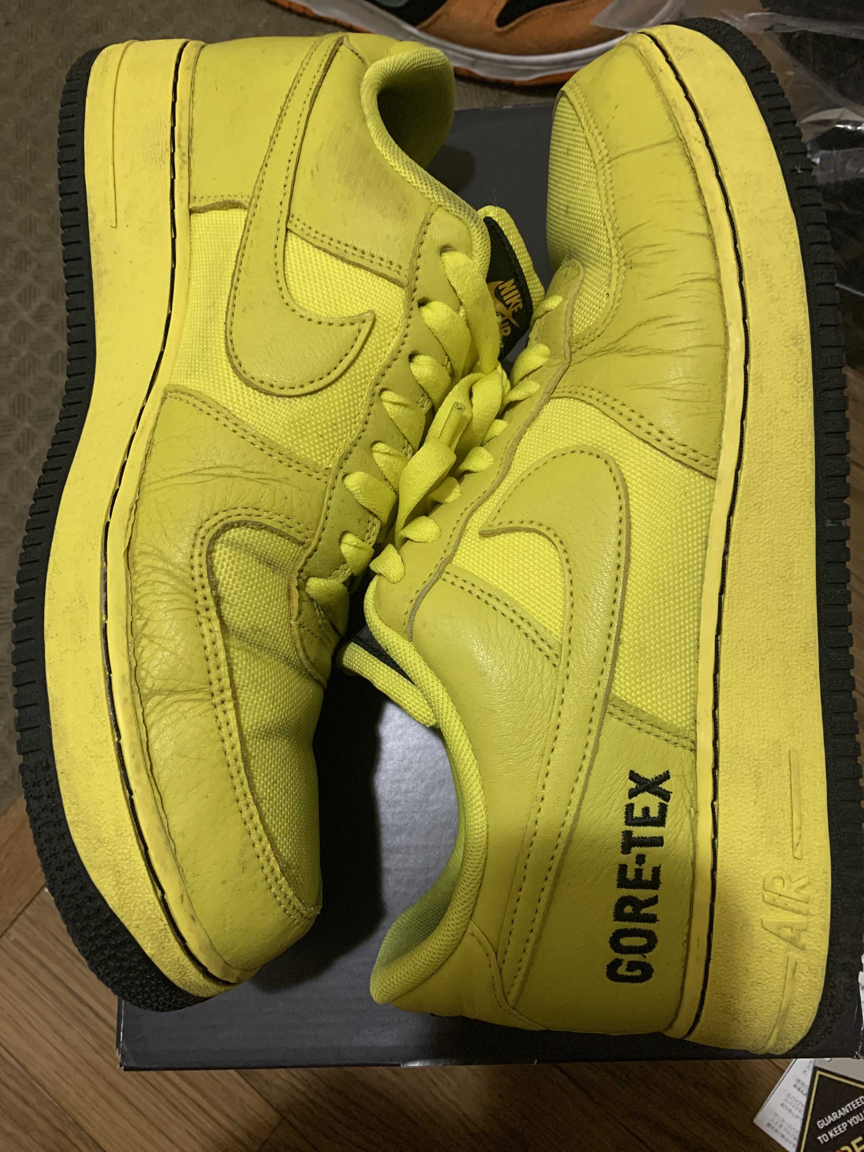 Nike Air Force 1 Low Gore-Tex "Dynamic Yellow"