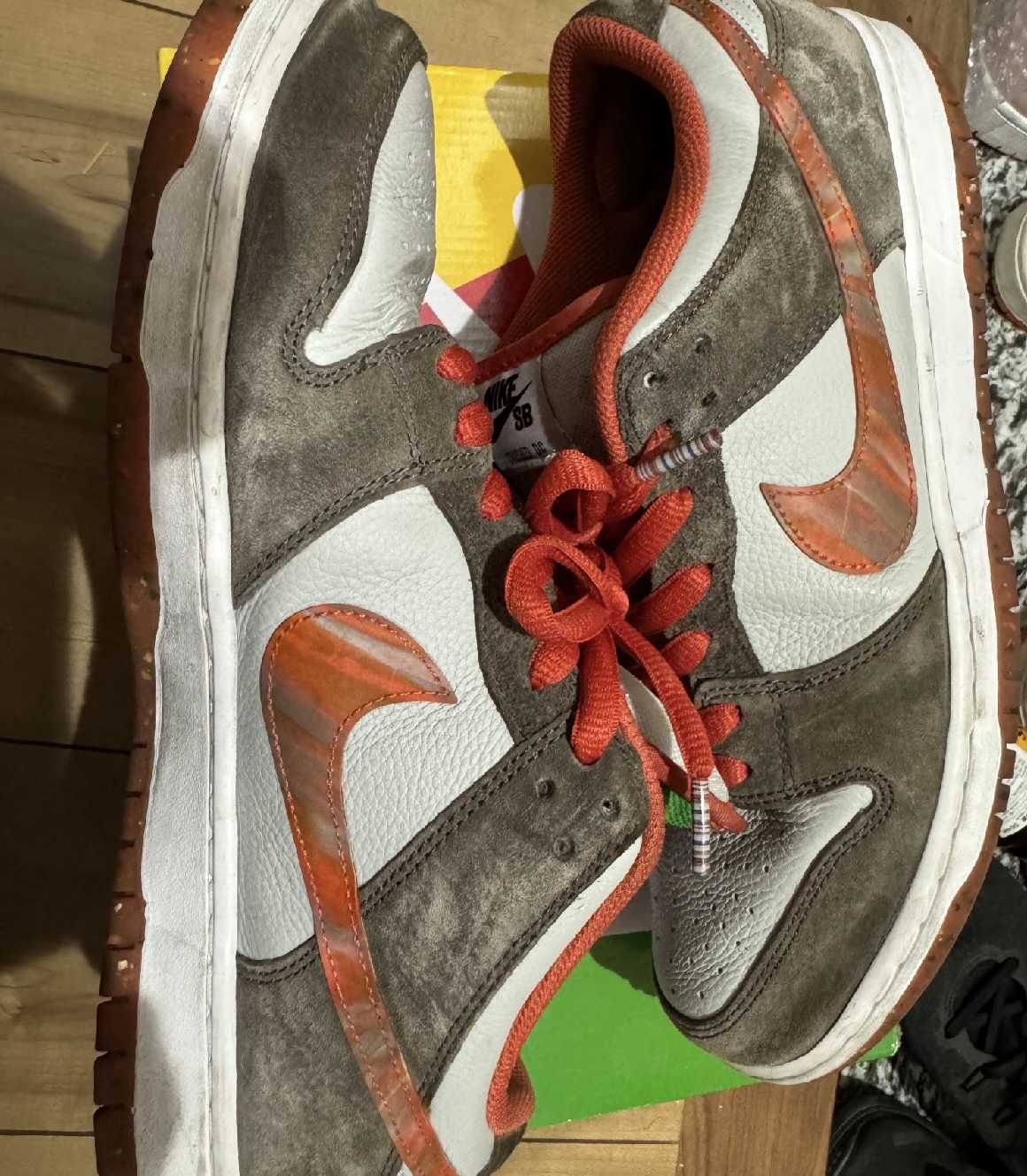 Crushed Skate Shop × Nike SB Dunk Low QS "Olive Grey/Mantra Orange"