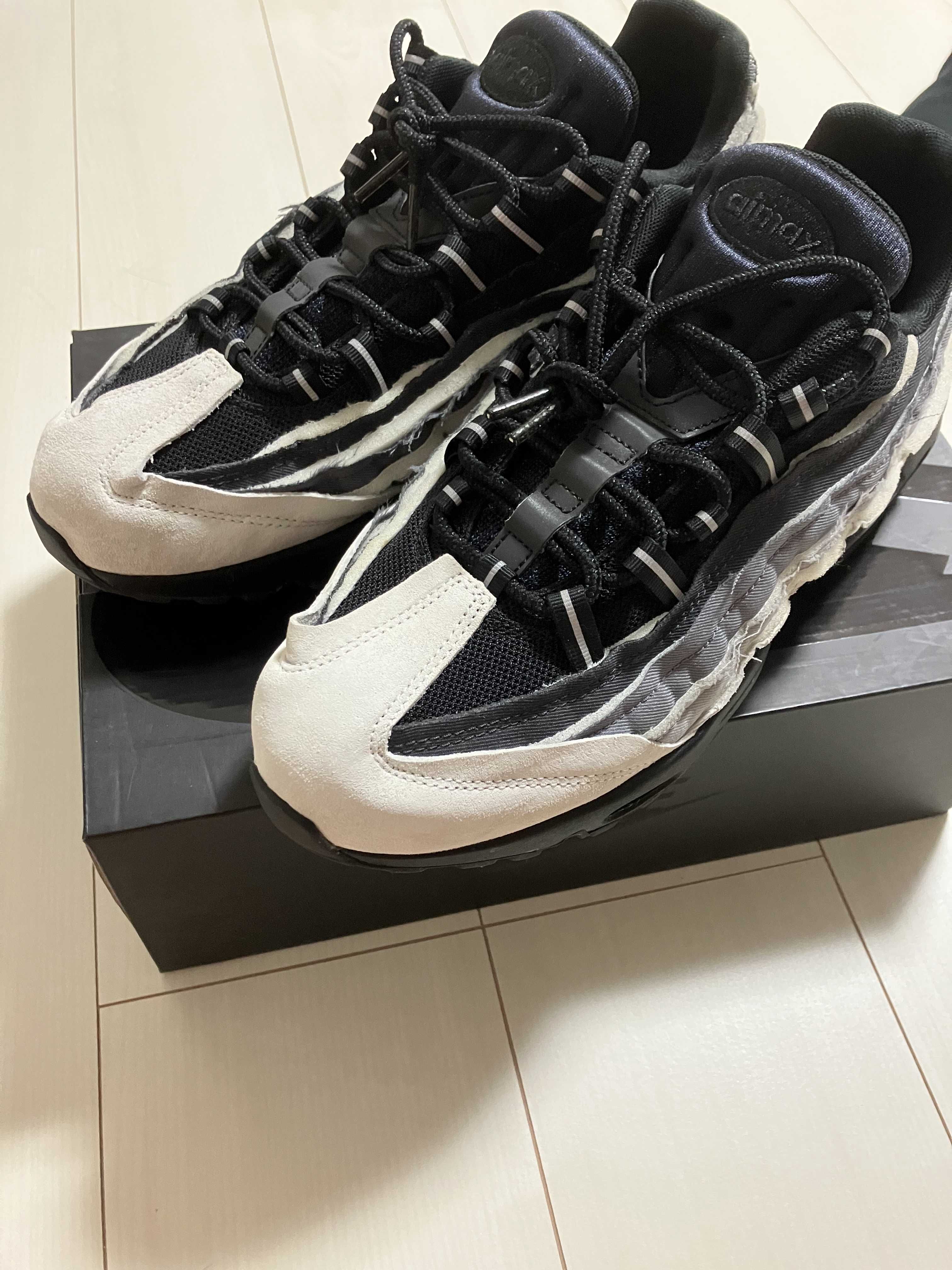 COMME des GARCONS × Nike Air Max 95 "Charcoal"