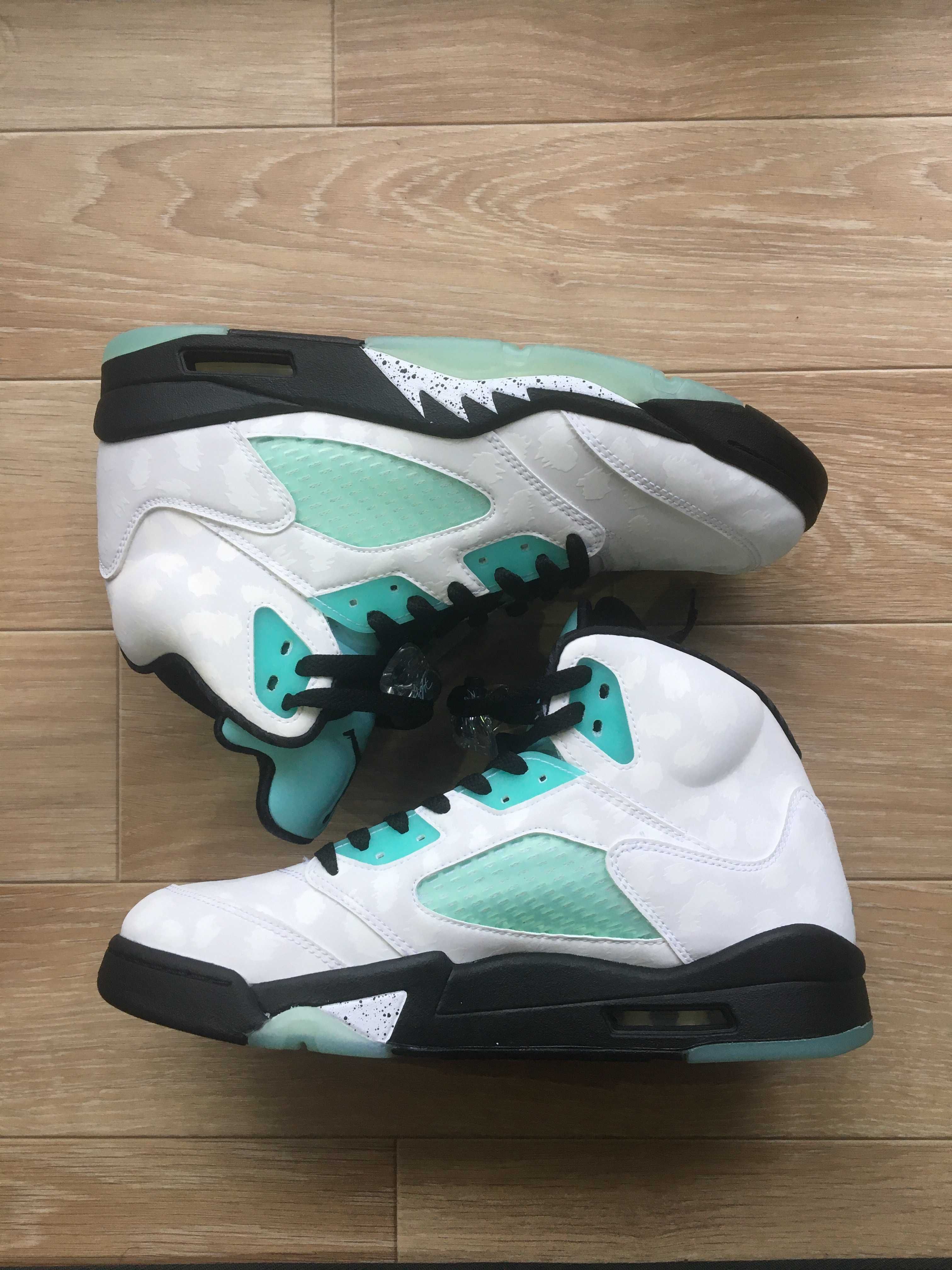 Nike Air Jordan 5 "White/Black/Island Green"