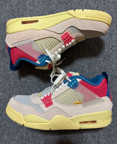 UNION × Nike Air Jordan 4 SP "Guava Ice/Light Fusion Red"