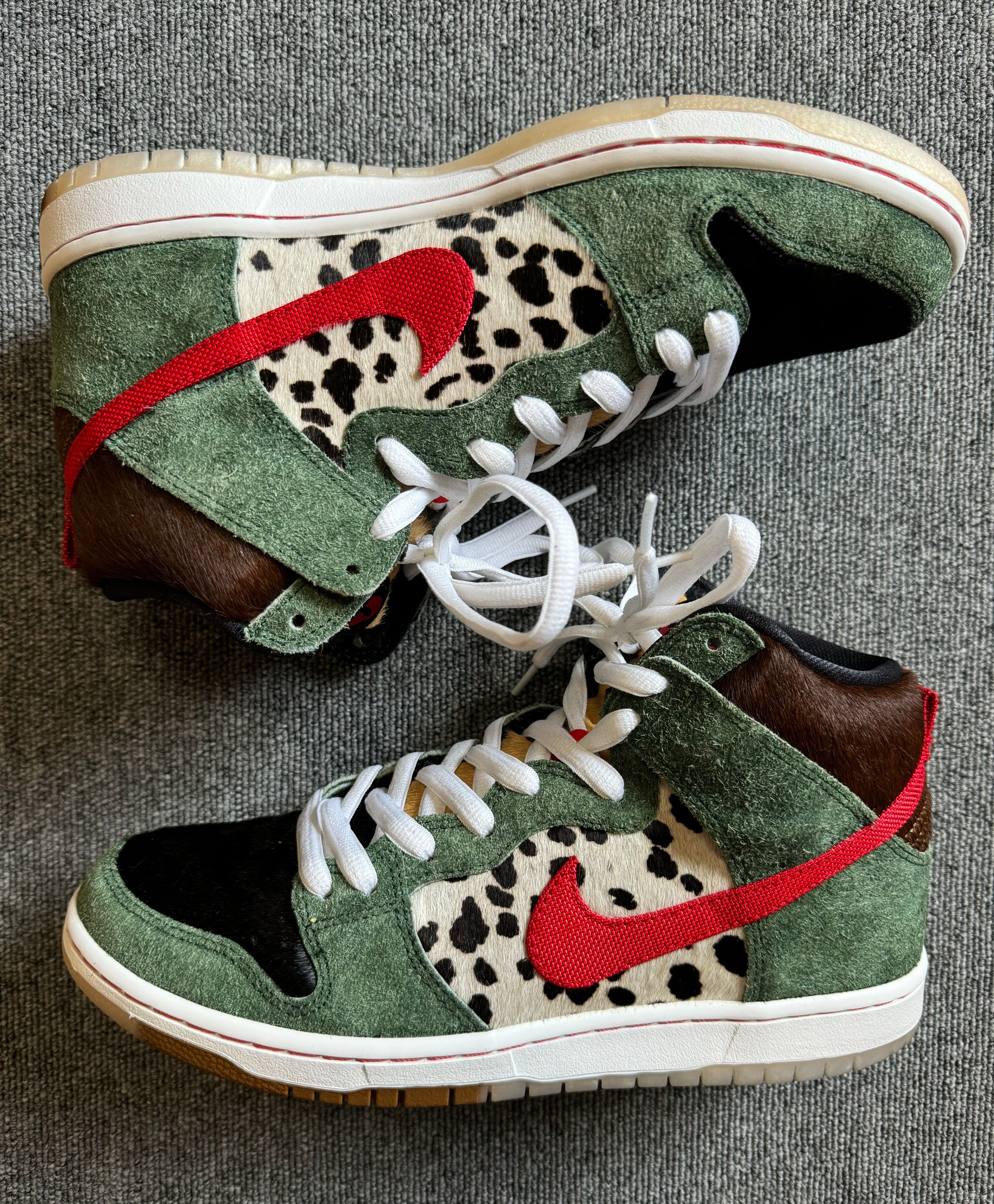 Nike SB Dunk High Pro QS "Dog Walker"