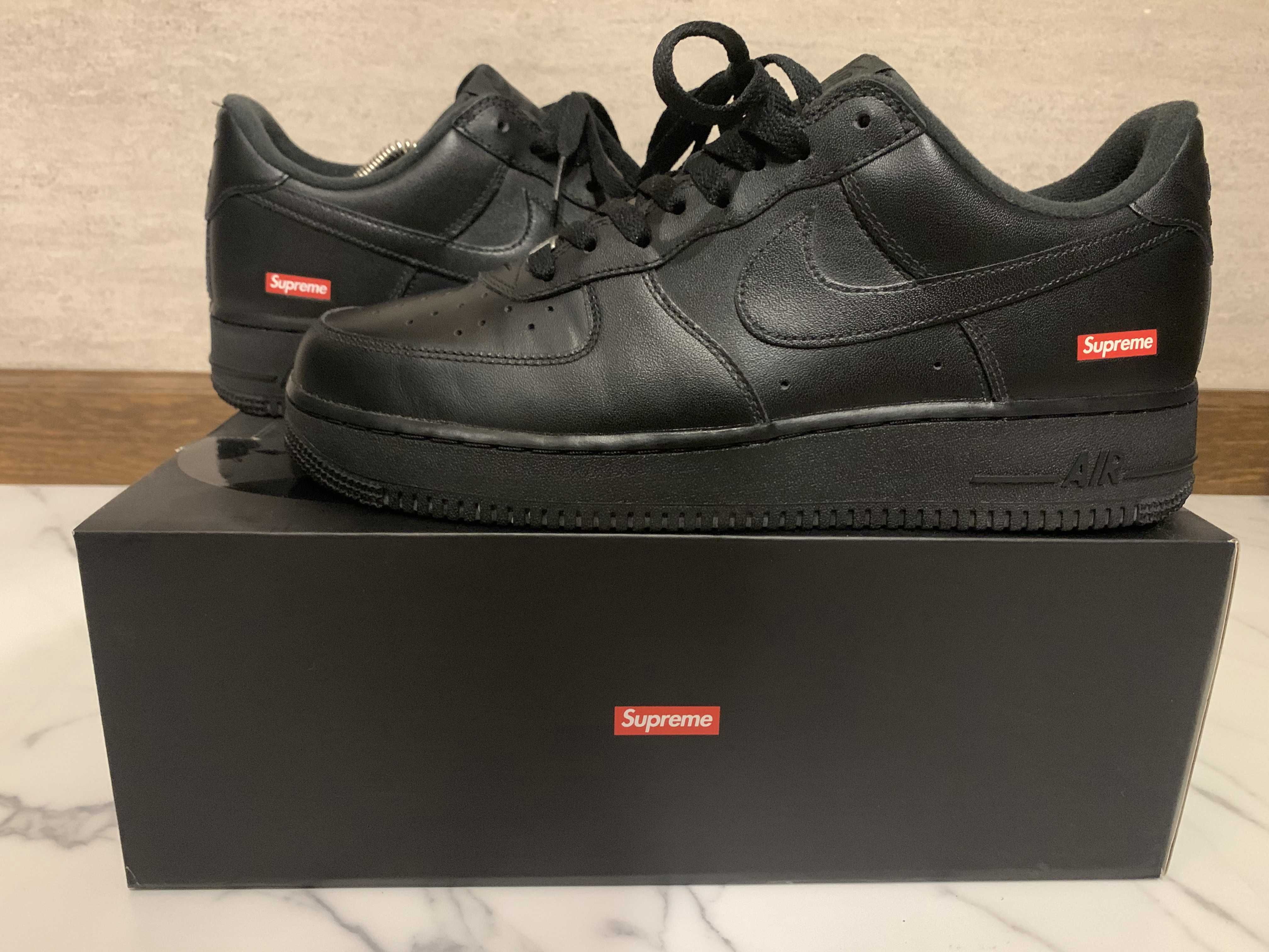 Supreme × Nike Air Force 1 Low "Black"