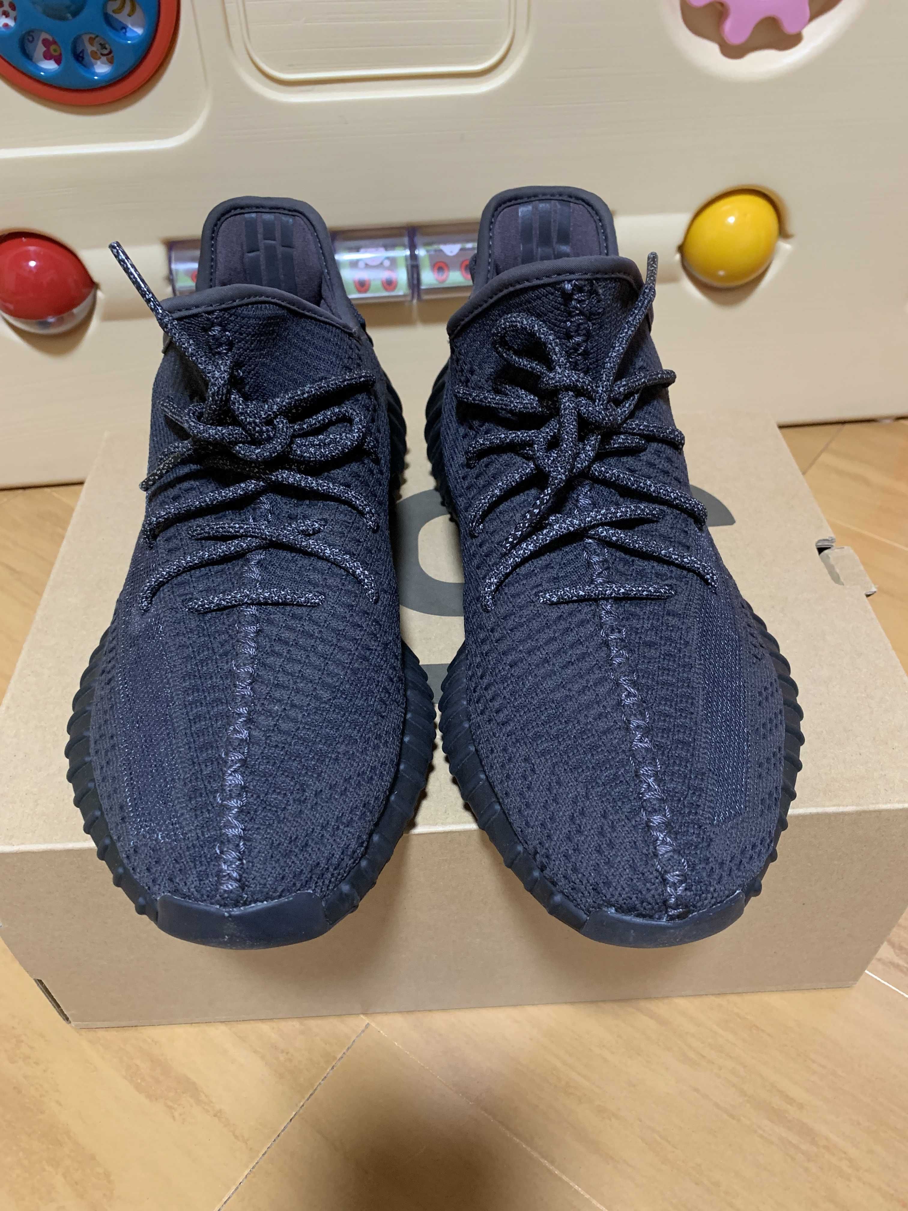 adidas YEEZY Boost 350 V2 "Black"