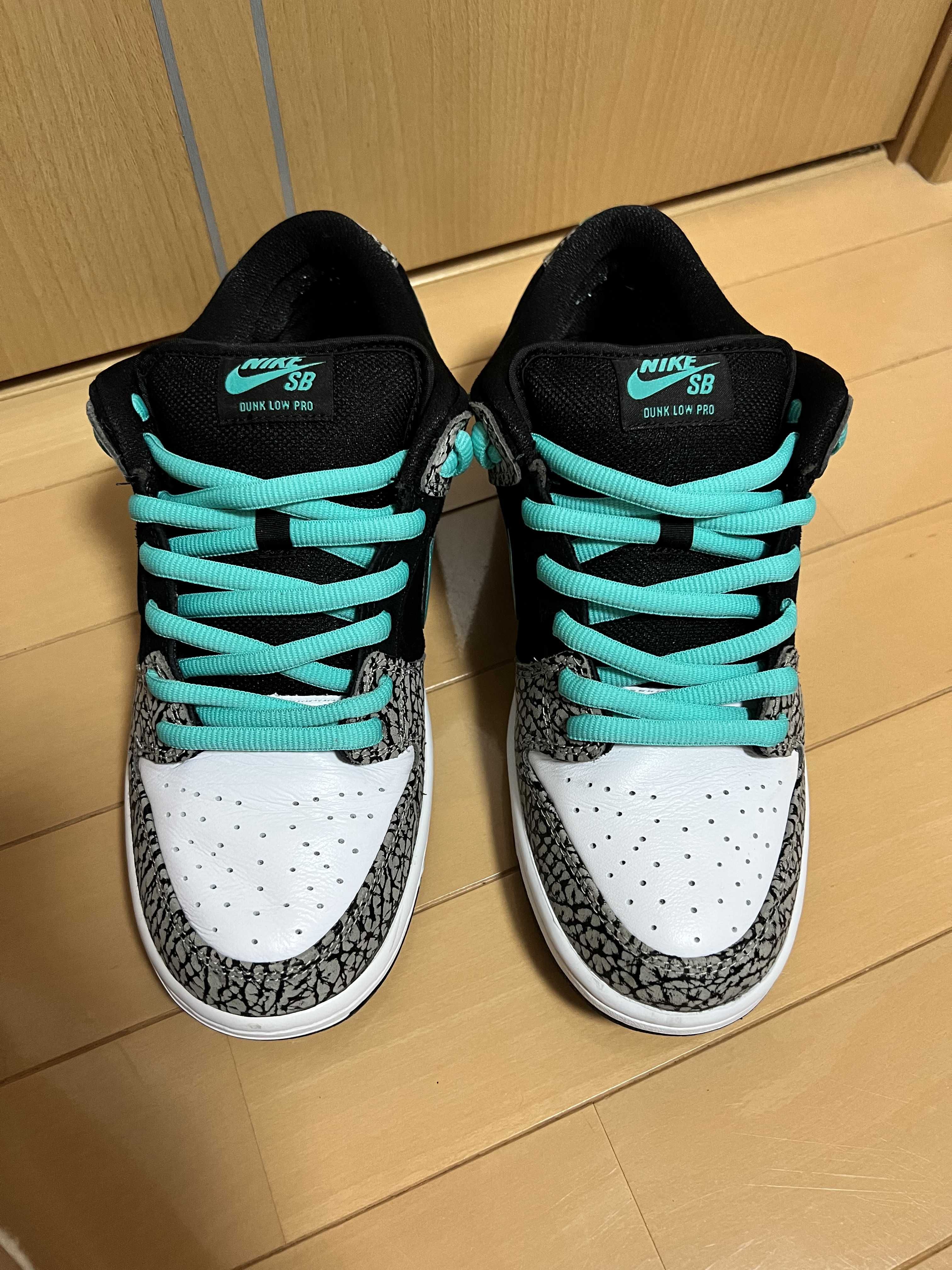 Nike SB Dunk Low "Elephant/Safari"