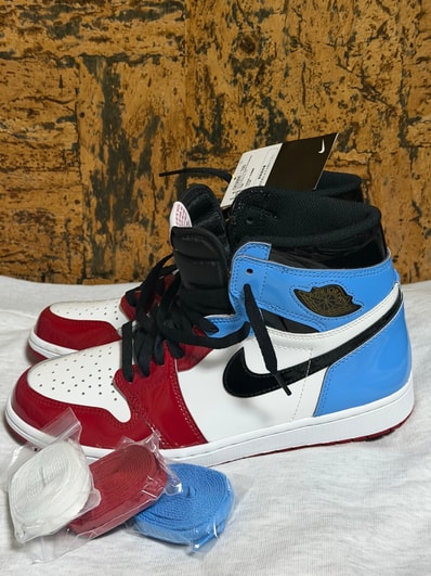 Nike Air Jordan 1 High OG "Fearless"
