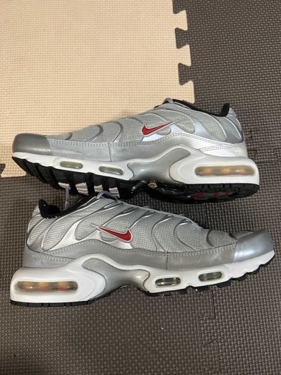 NIKE AIR MAX PLUS "SILVER BULLET"
