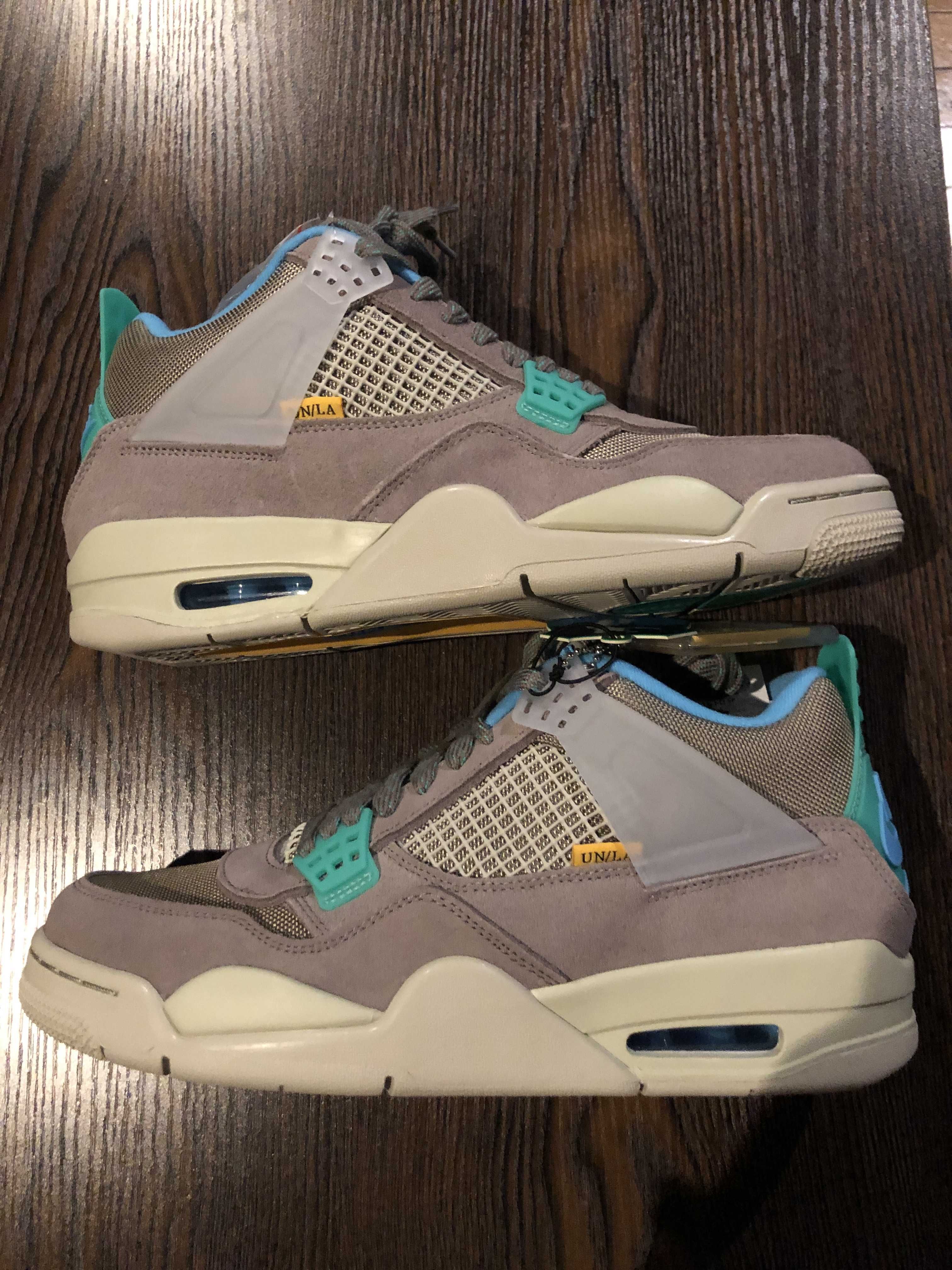 UNION × NIKE AIR JORDAN 4 SP "TAUPE HAZE"