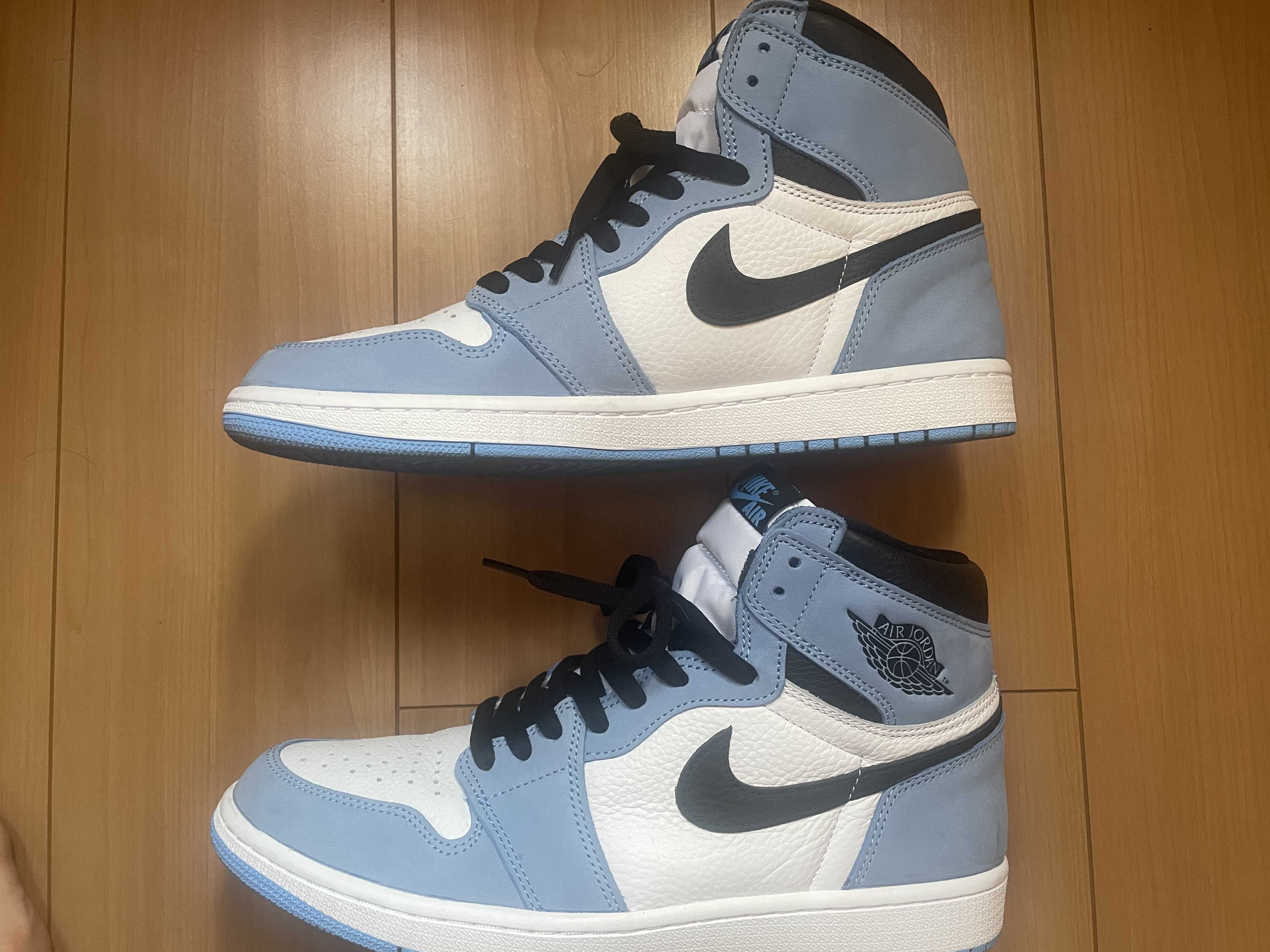 Nike Air Jordan 1 High OG "University Blue"