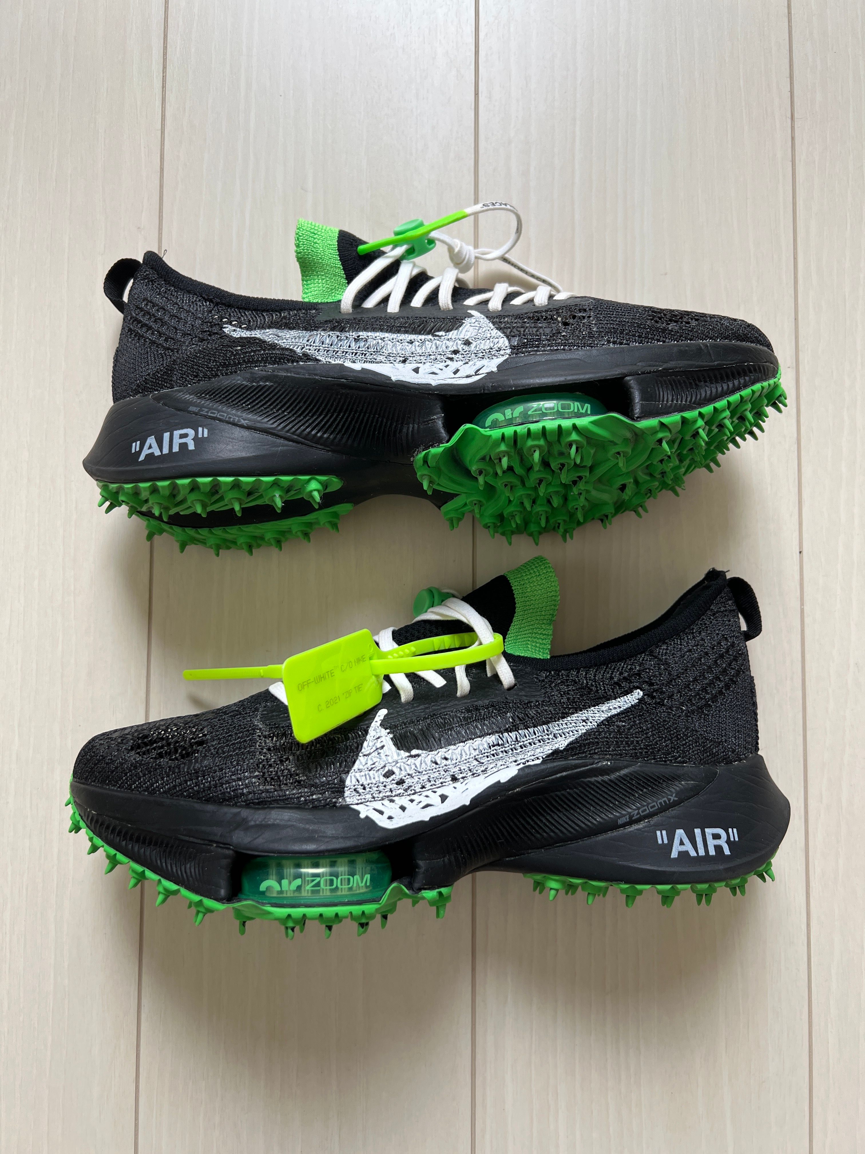 Off-White × Nike Air Zoom Tempo Next% Flyknit "Black"