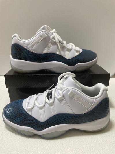 AIR JORDAN 11 LOW "SNAKESKIN"