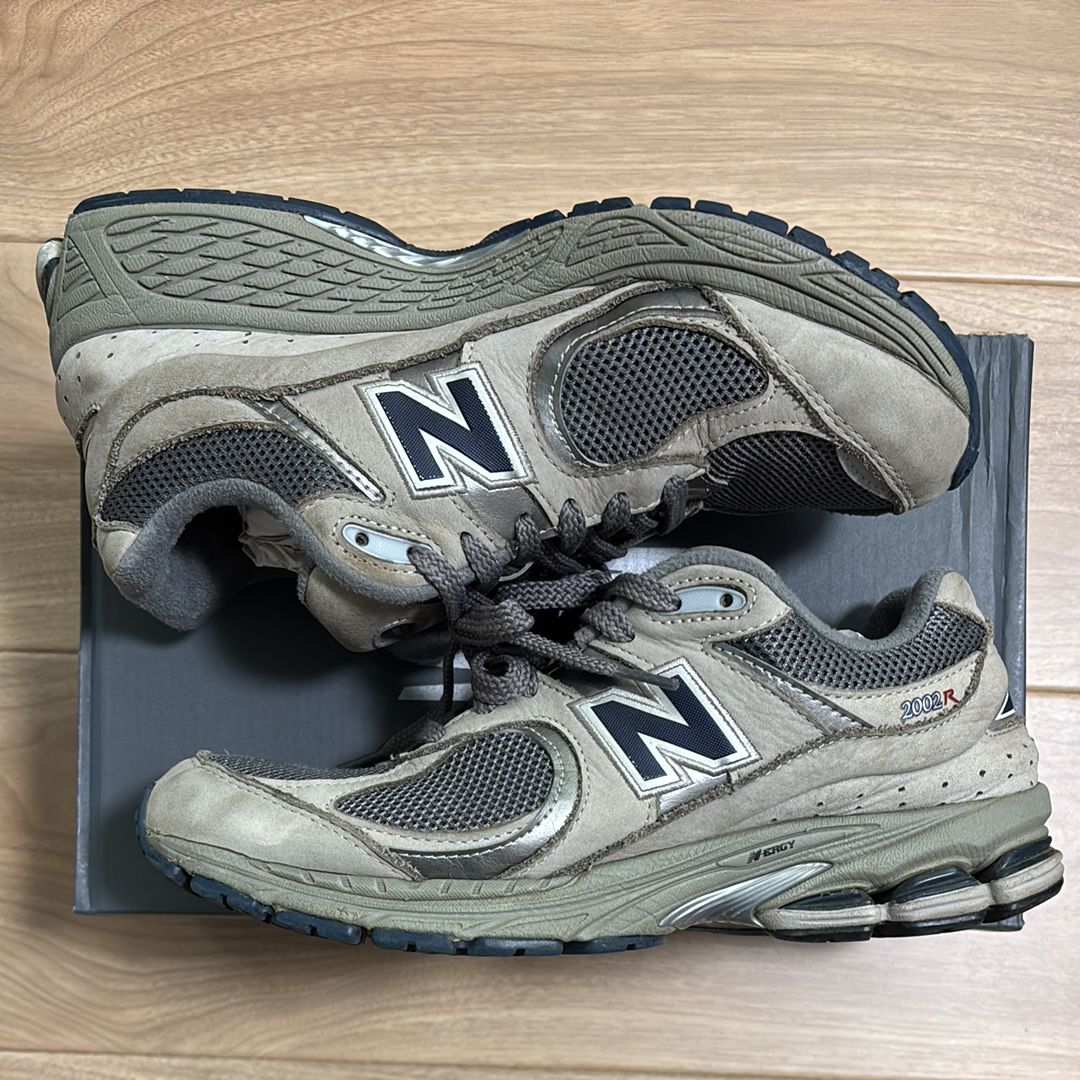 New Balance 2002R "Gray"