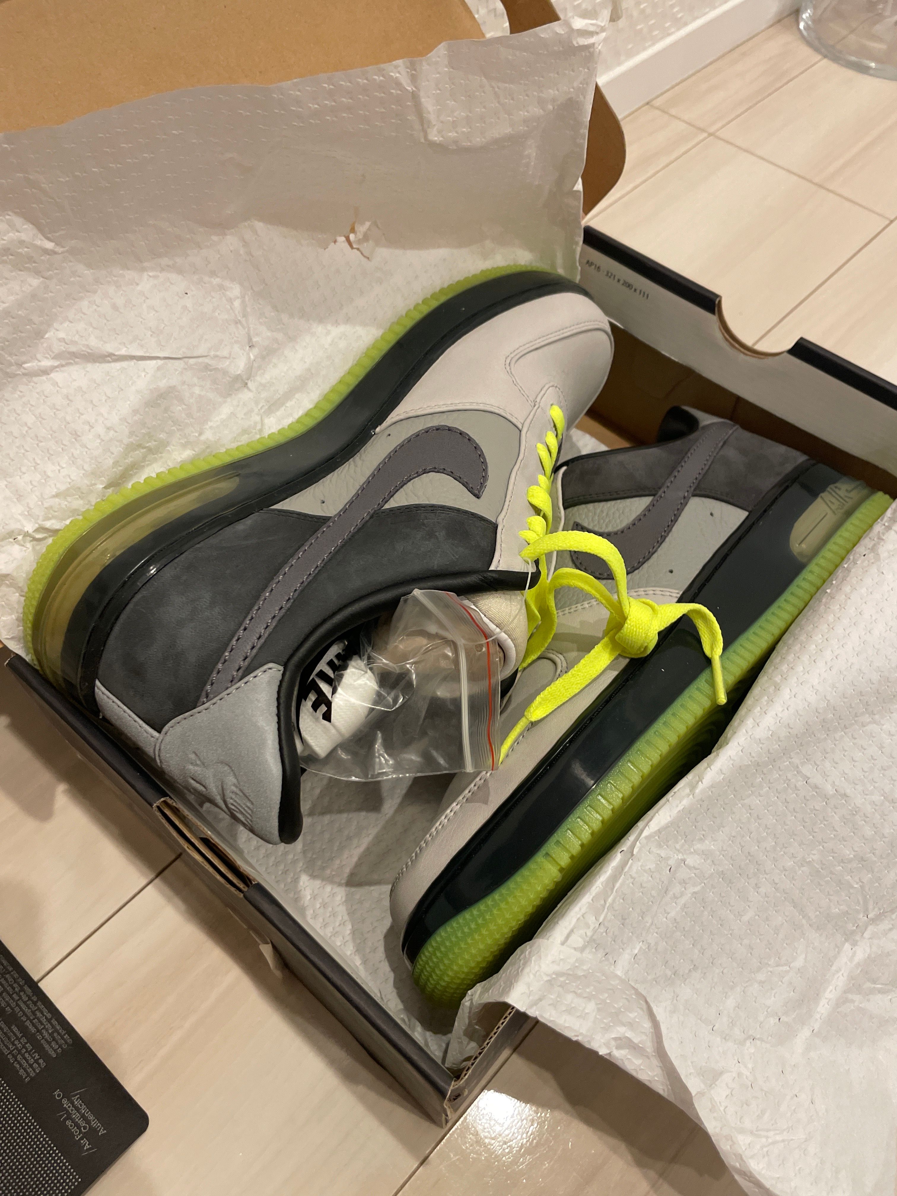 Nike Air Force 1 Low Max Air "Neutral Grey/Graphite/Anthracite/Neon Yellow"    
