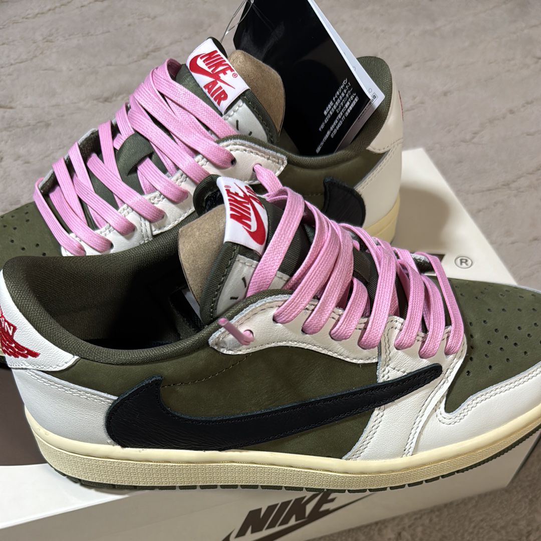 Travis Scott × Nike Air Jordan 1 Low OG SP "Reverse Olive"