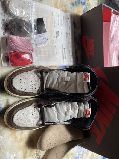Travis Scott × Nike Air Jordan 1 Retro High OG TS SP "Sail/Dark Mocha"