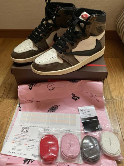 Travis Scott × Nike Air Jordan 1 Retro High OG TS SP "Sail/Dark Mocha"
