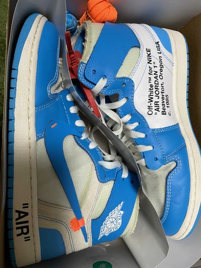 Off-White × Nike Air Jordan 1 High UNC "White/Dark Powder Blue"