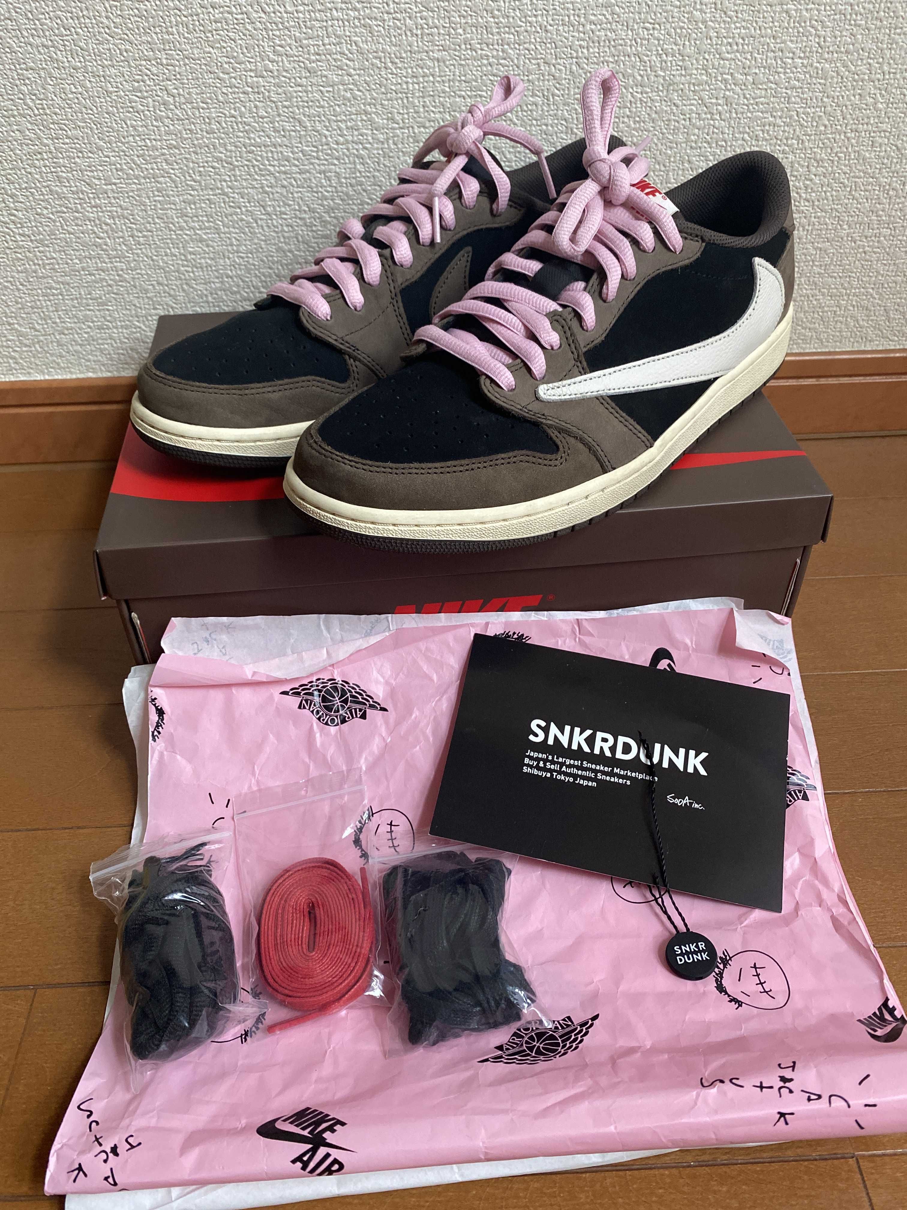 Travis Scott × Nike Air Jordan 1 Low OG SP-T  "Black/Dark Mocha"